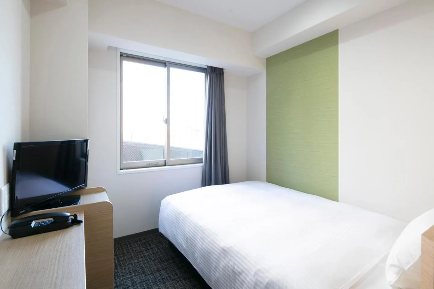 Photo of the whole room, Bed in Washington R&B Hotel Kyoto Shijo Kawaramachi