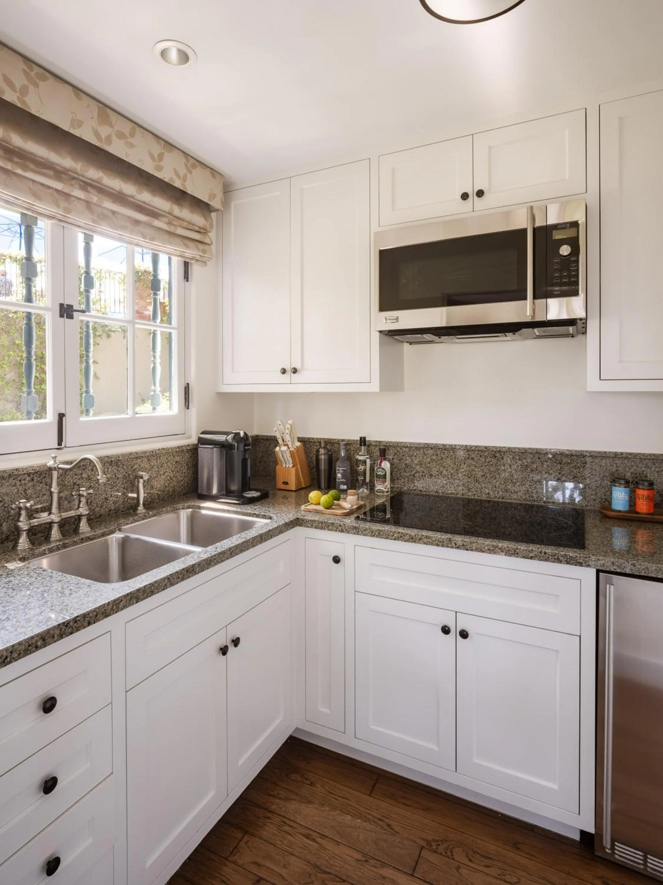 Kitchen or kitchenette in El Encanto Santa Barbara