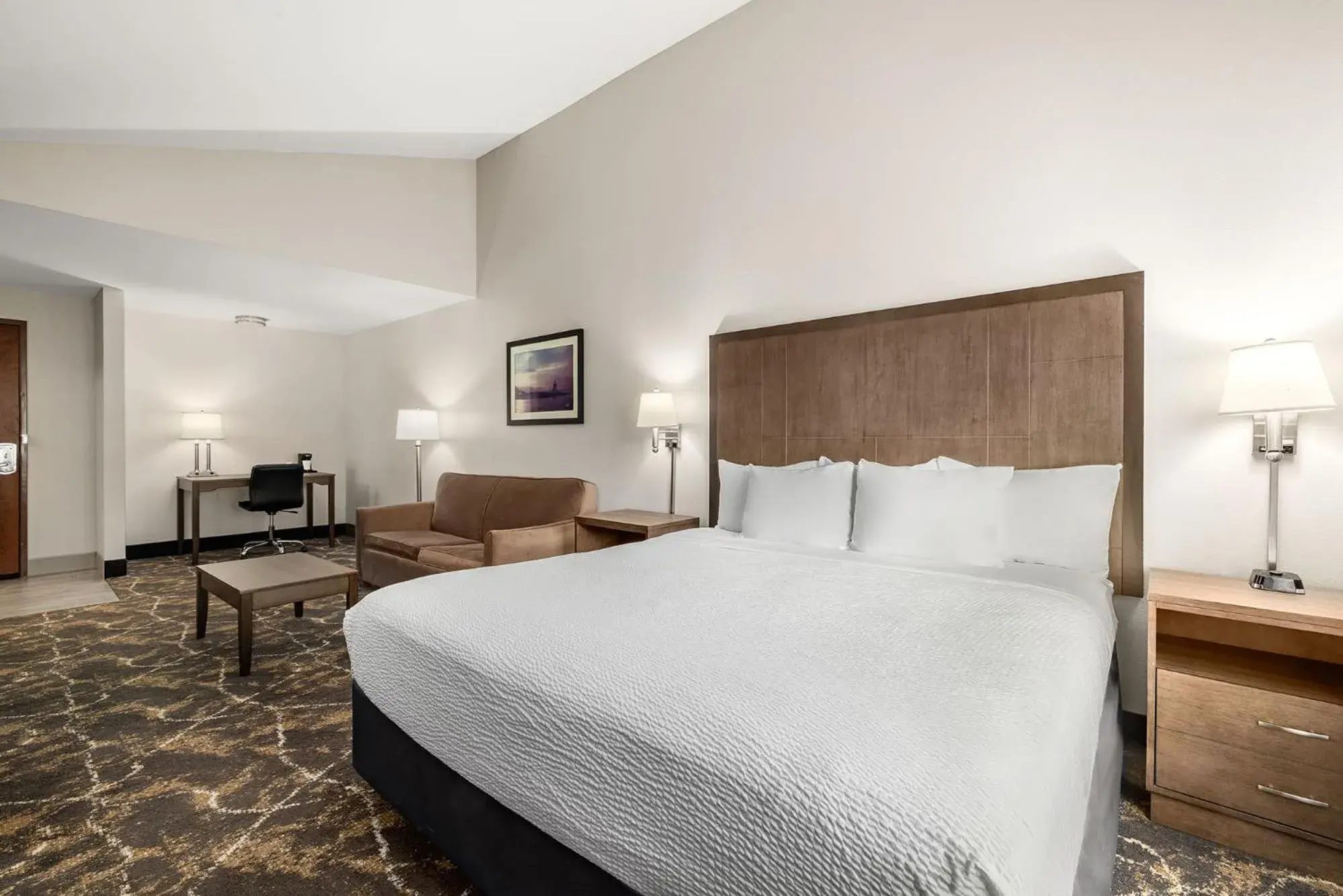 Deluxe King Suite in The INN at Gig Harbor Deluxe King Suite in The INN at Gig Harbor