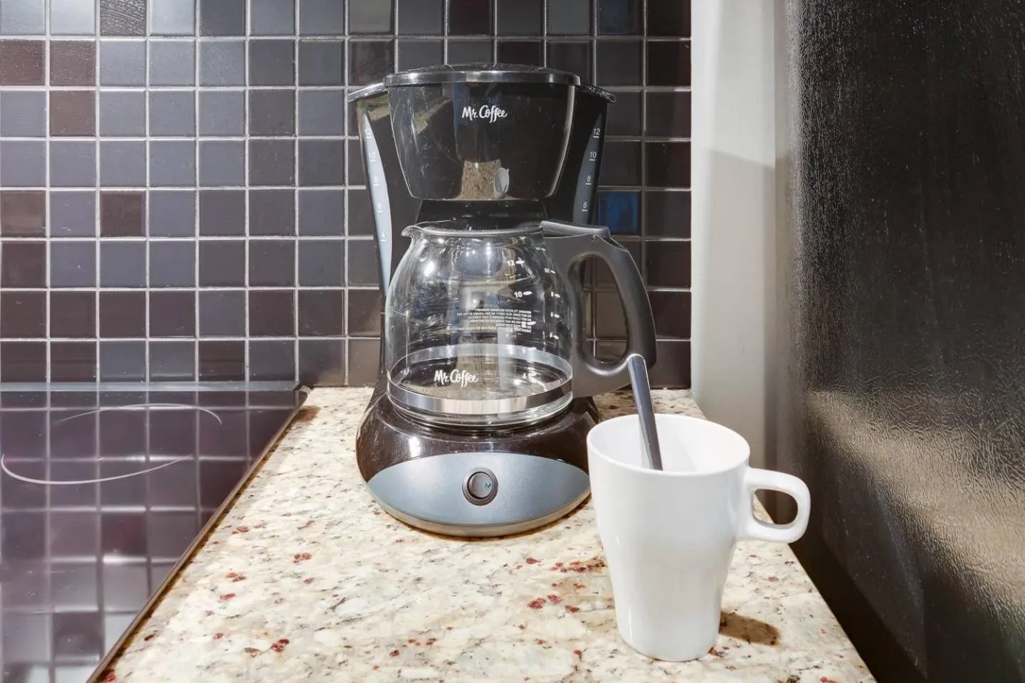 Coffee/tea facilities in Trifecta City Loft Uptown CLT Superhost