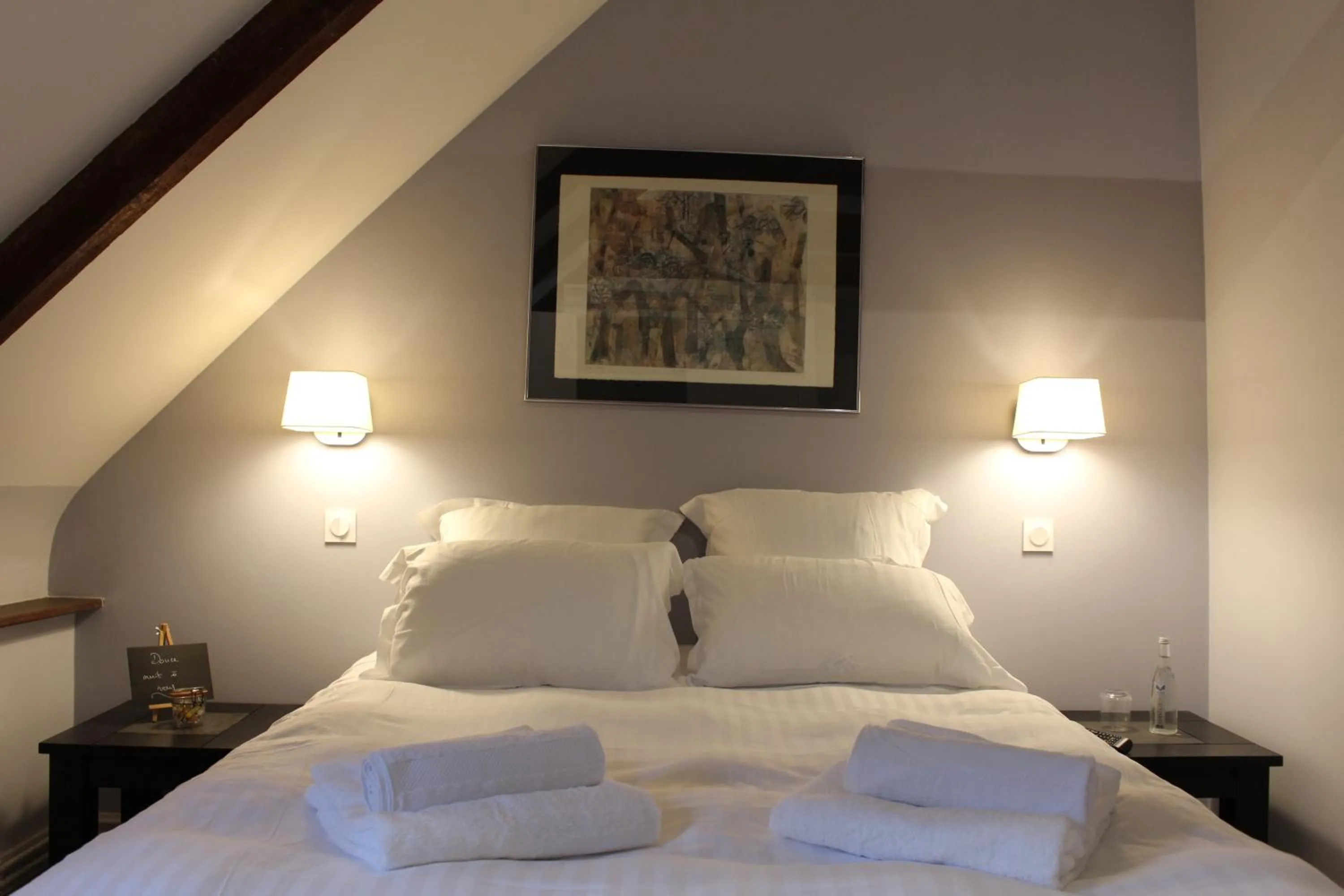 Bed in Manoir du Moustoir - Hôtel Les Empreintes