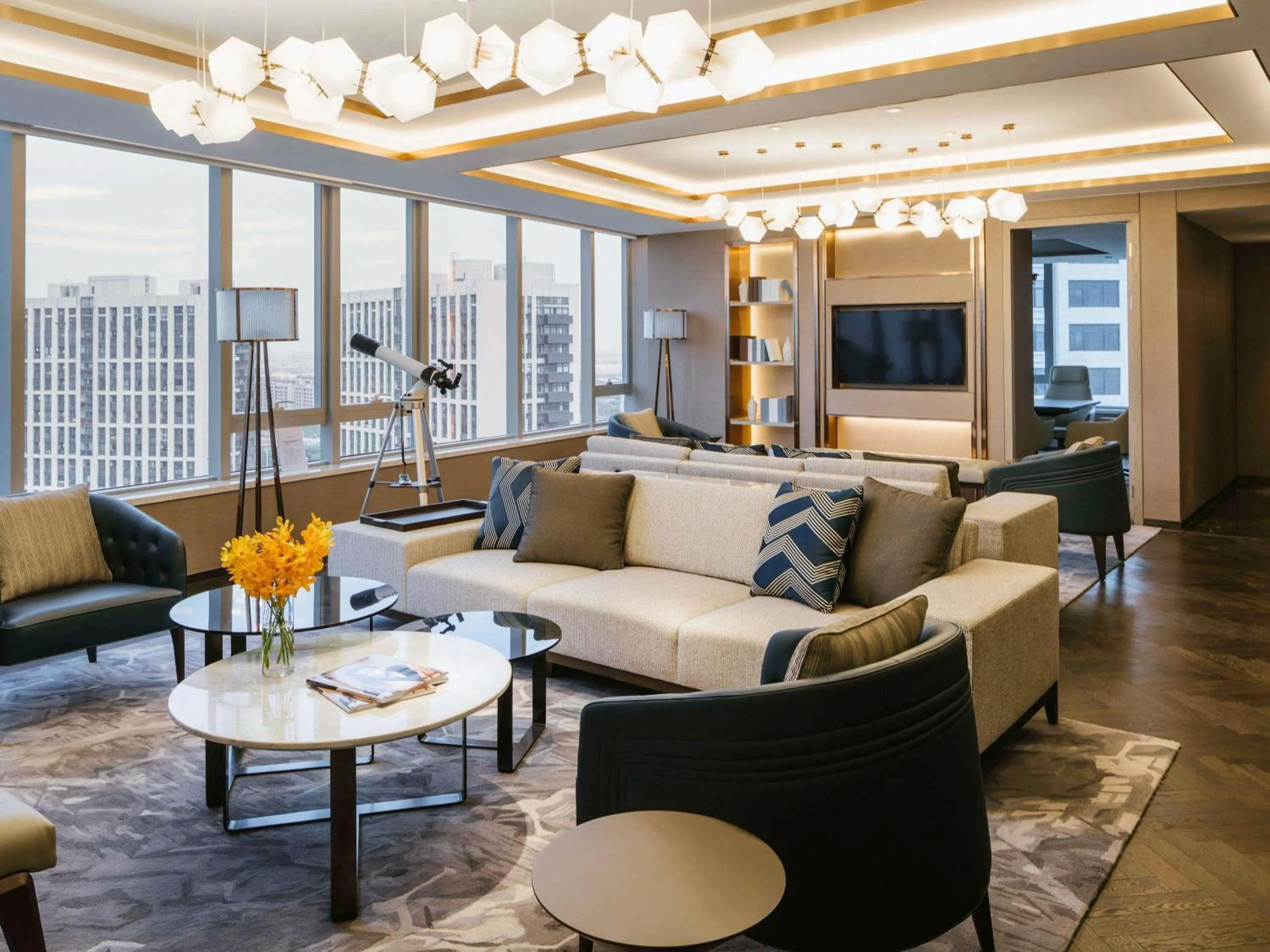 Photo of the whole room in Pullman Shanghai Qingpu Excellence