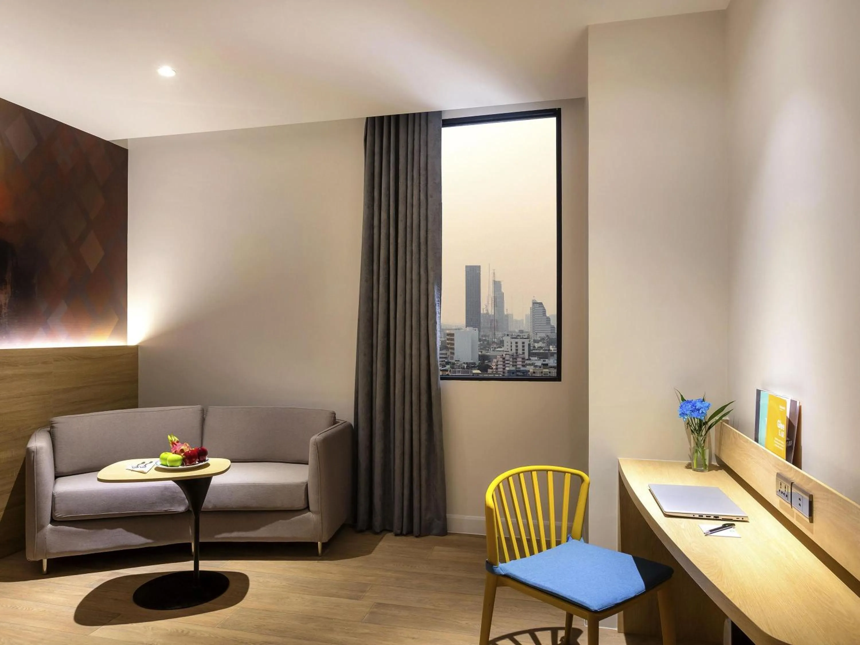 Bedroom in ibis Styles Bangkok Ratchada