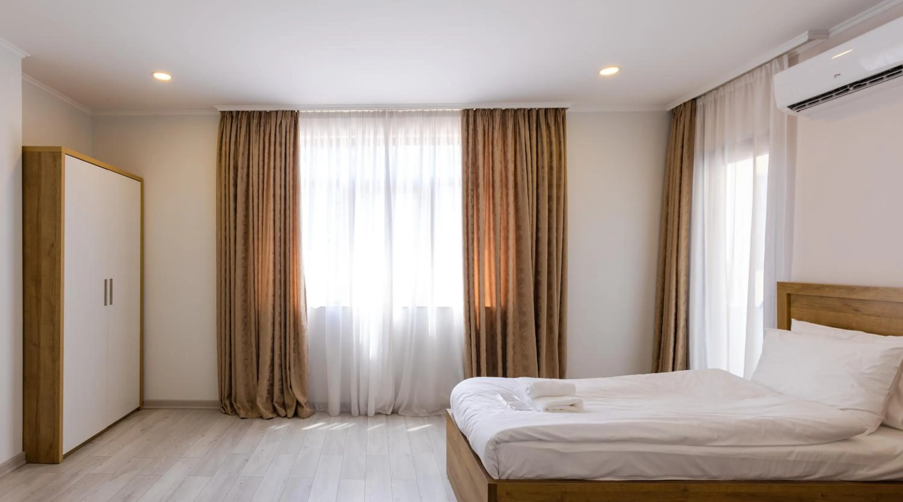 Bed in Aqua Batumi Hotel & Apartments