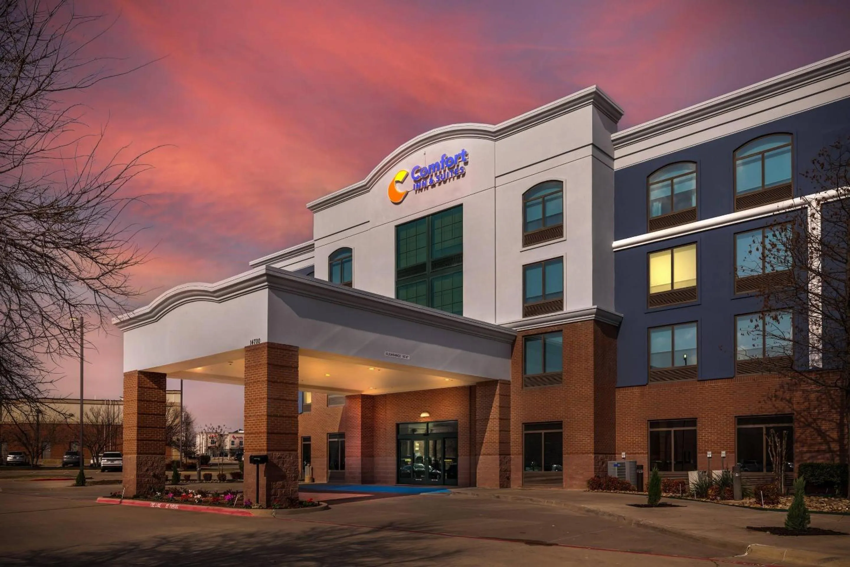 Property building in Comfort Inn & Suites Frisco East - McKinney