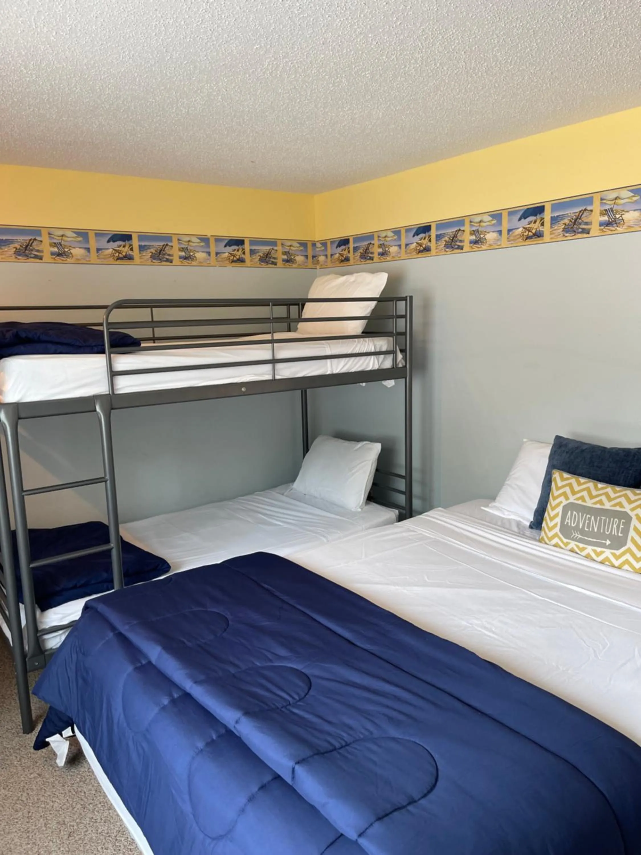 Bed in Caribbean Club Resort