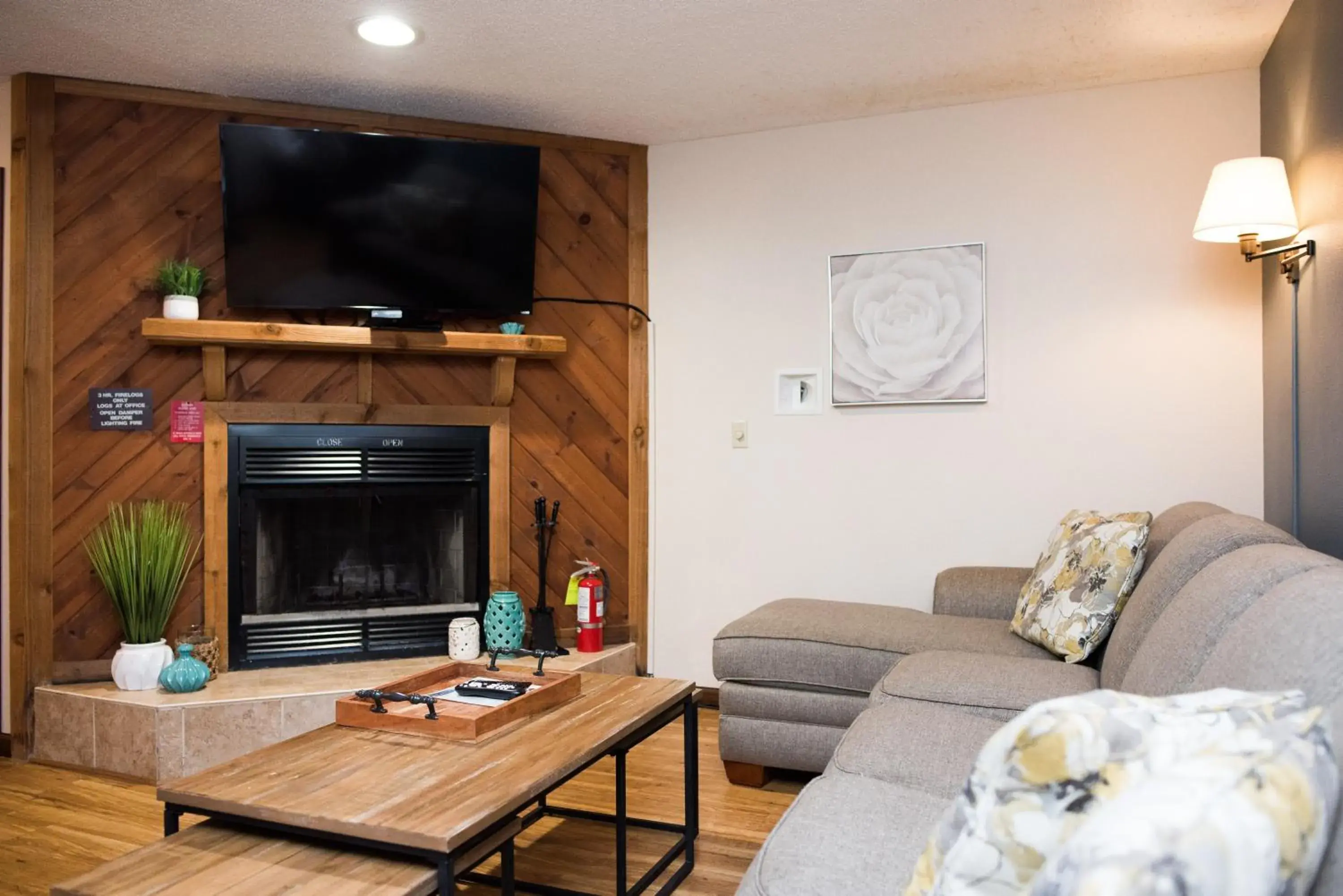 Two Bedroom with One Bathroom - Gardenside in Caribbean Club Resort Two Bedroom with One Bathroom - Gardenside in Caribbean Club Resort