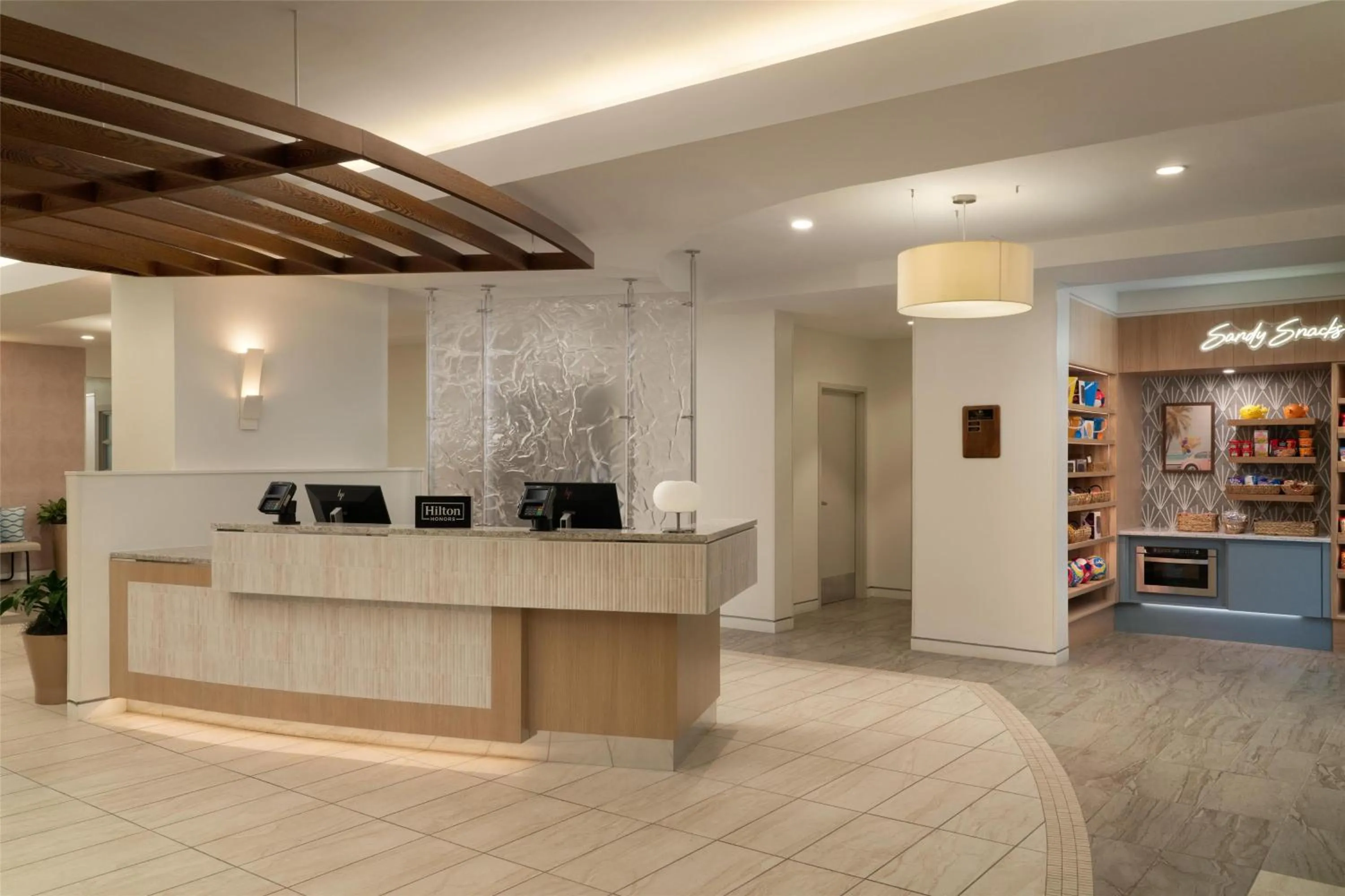 Lobby or reception in DoubleTree by Hilton Virginia Beach
