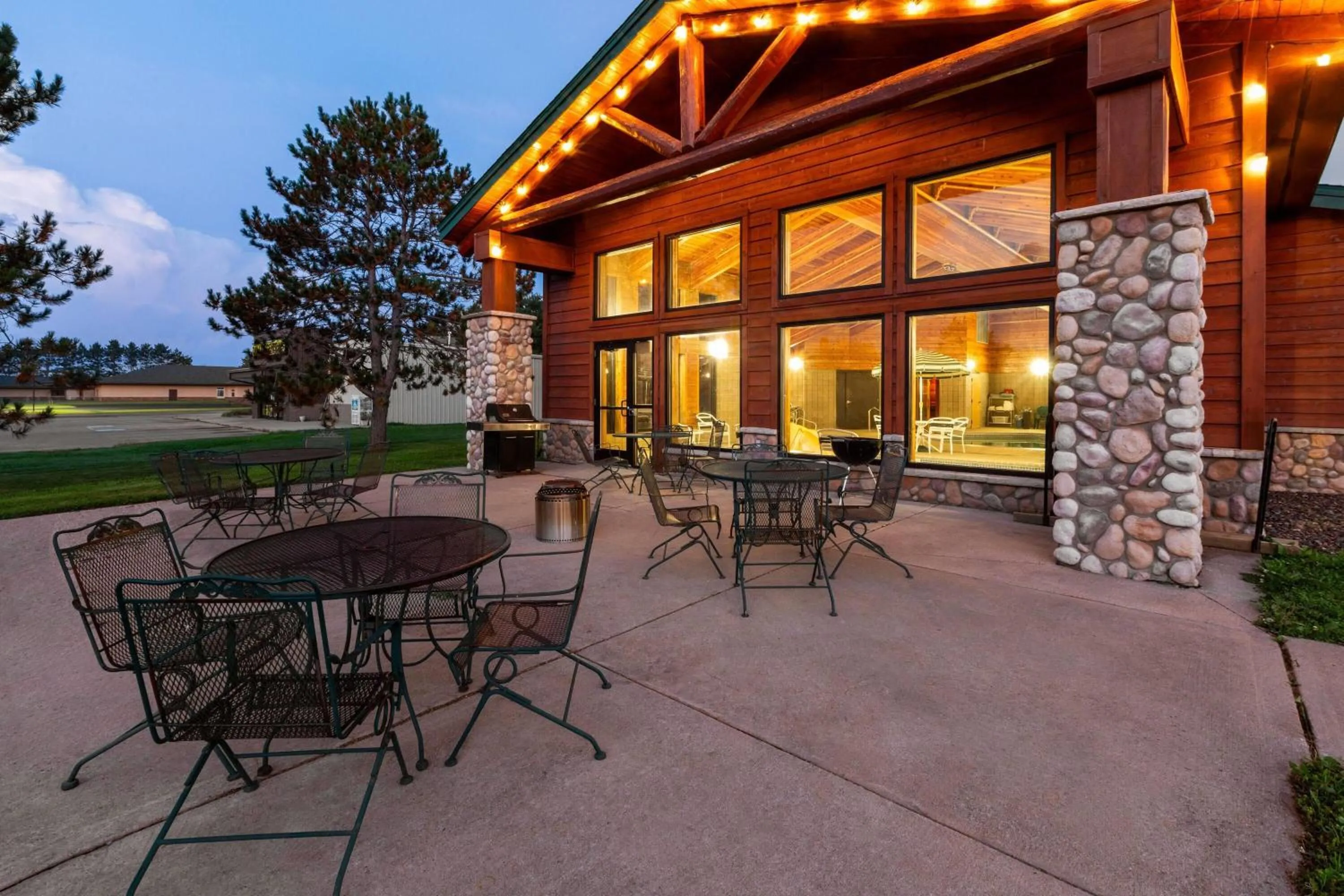 Other in Shell Lake Lodge, a Travelodge by Wyndham