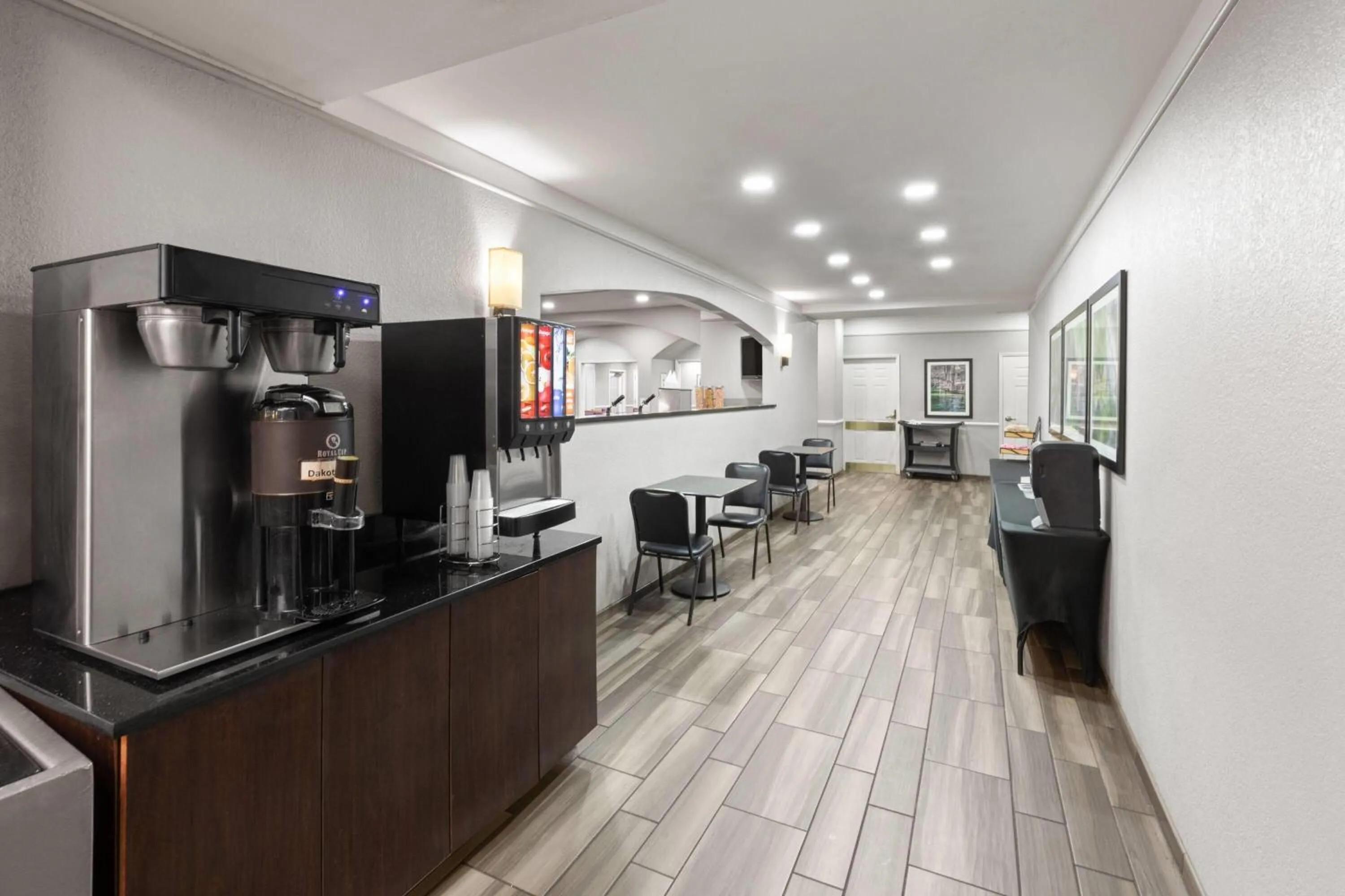 Breakfast in La Quinta by Wyndham San Antonio Airport