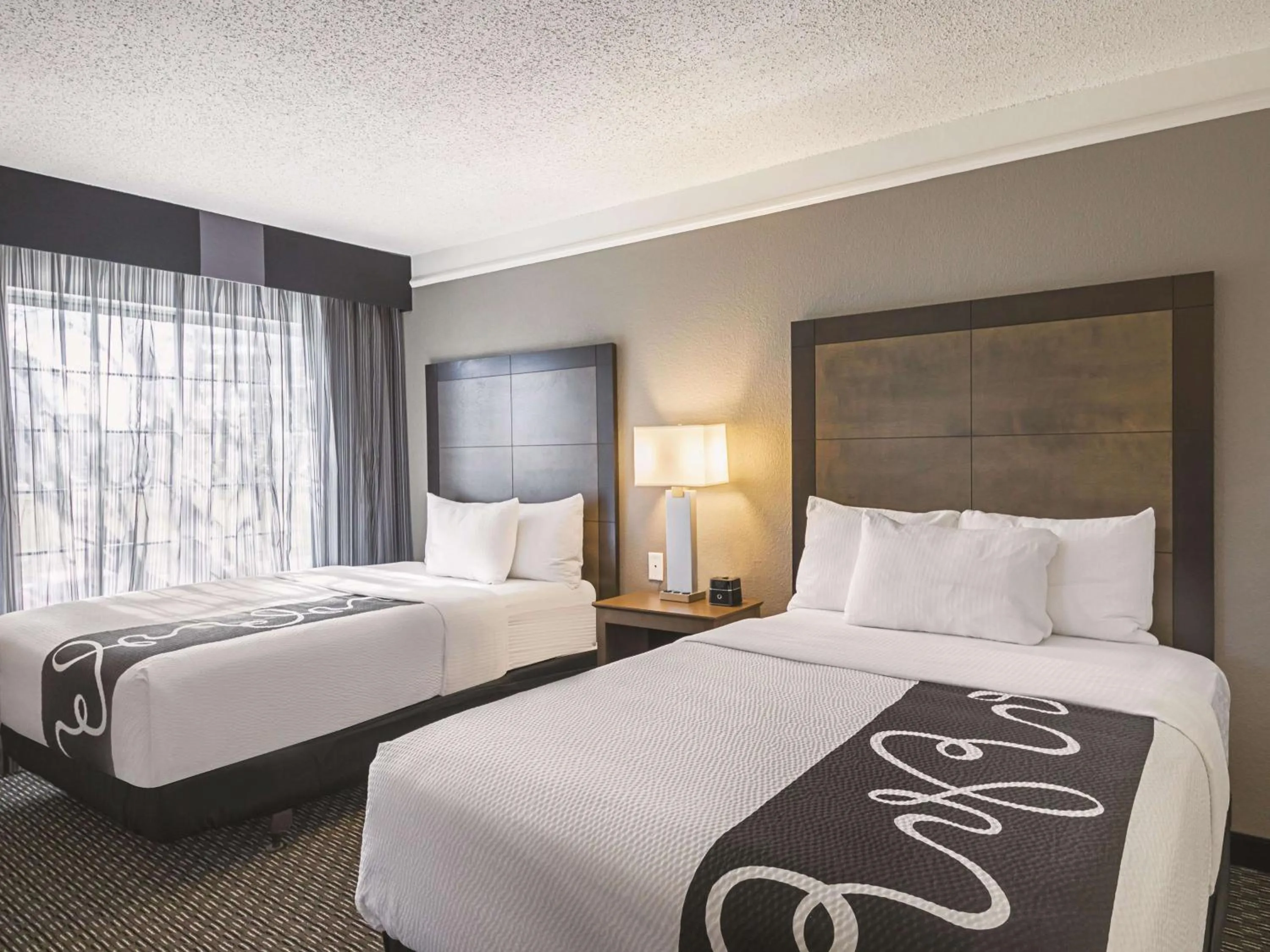 Photo of the whole room, Bed in La Quinta by Wyndham Austin at The Domain