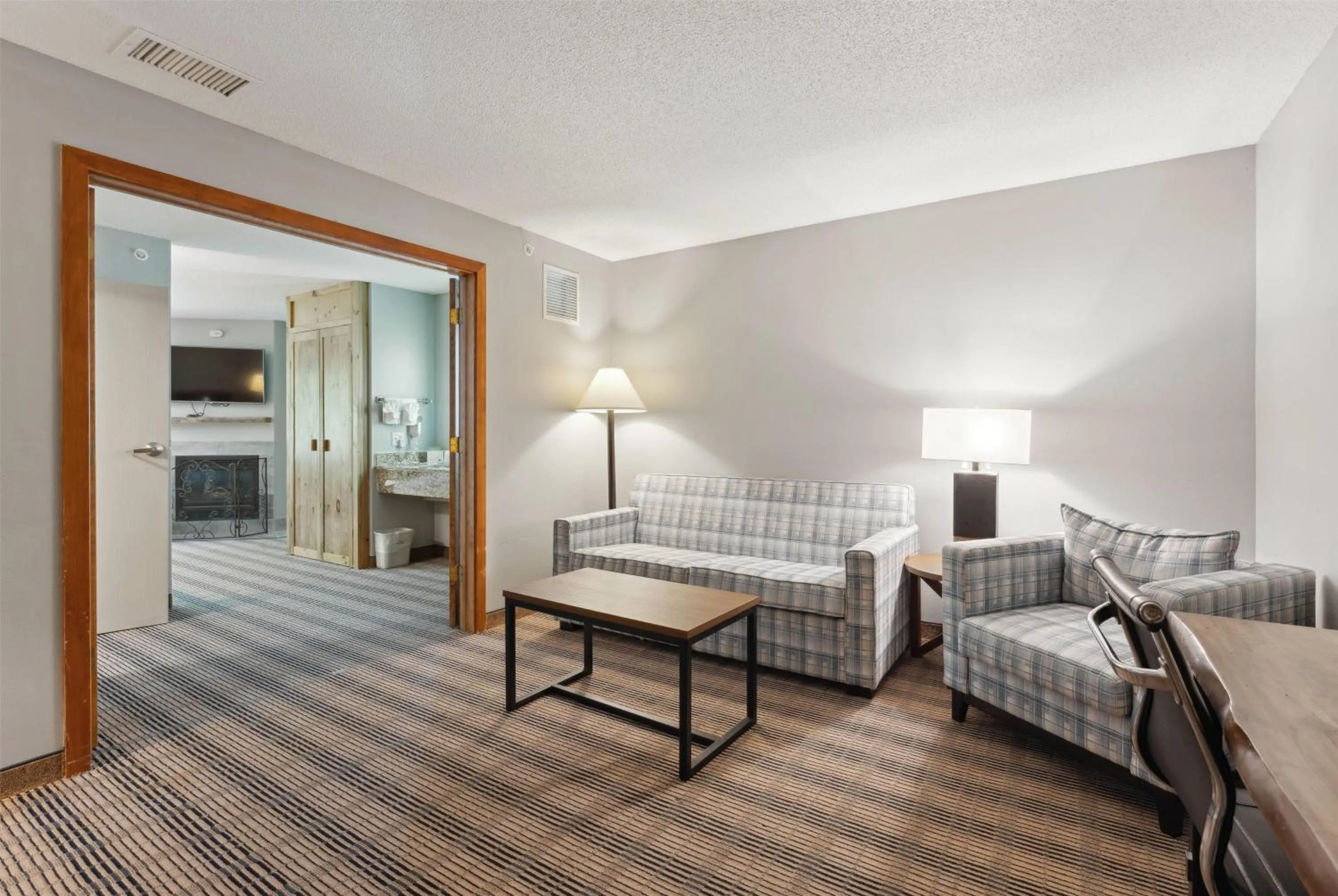 Photo of the whole room, Bed in AmericInn by Wyndham Wisconsin Dells