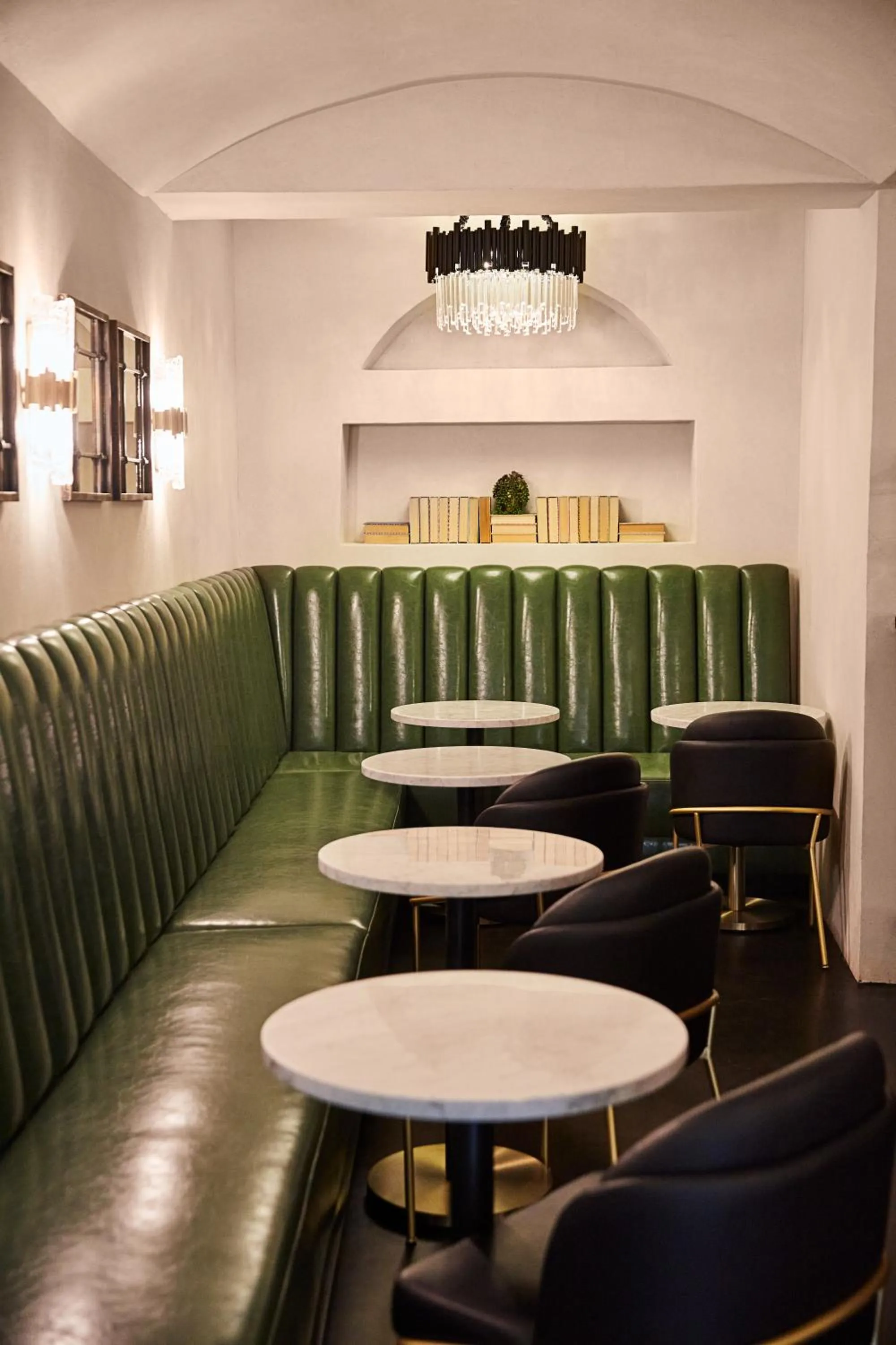 Lounge or bar in Kenwood Inn & Spa