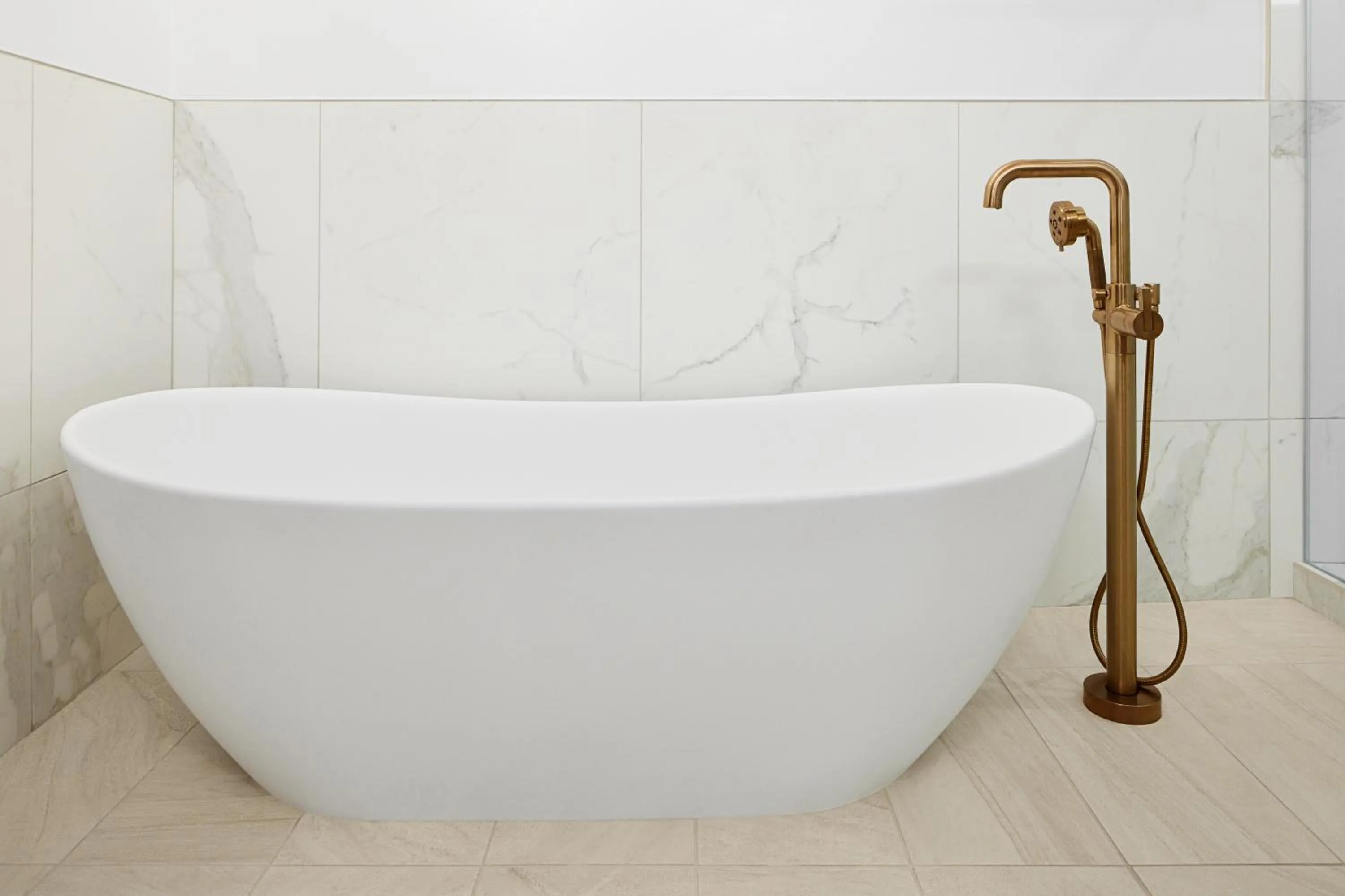 Bathroom in Kenwood Inn & Spa