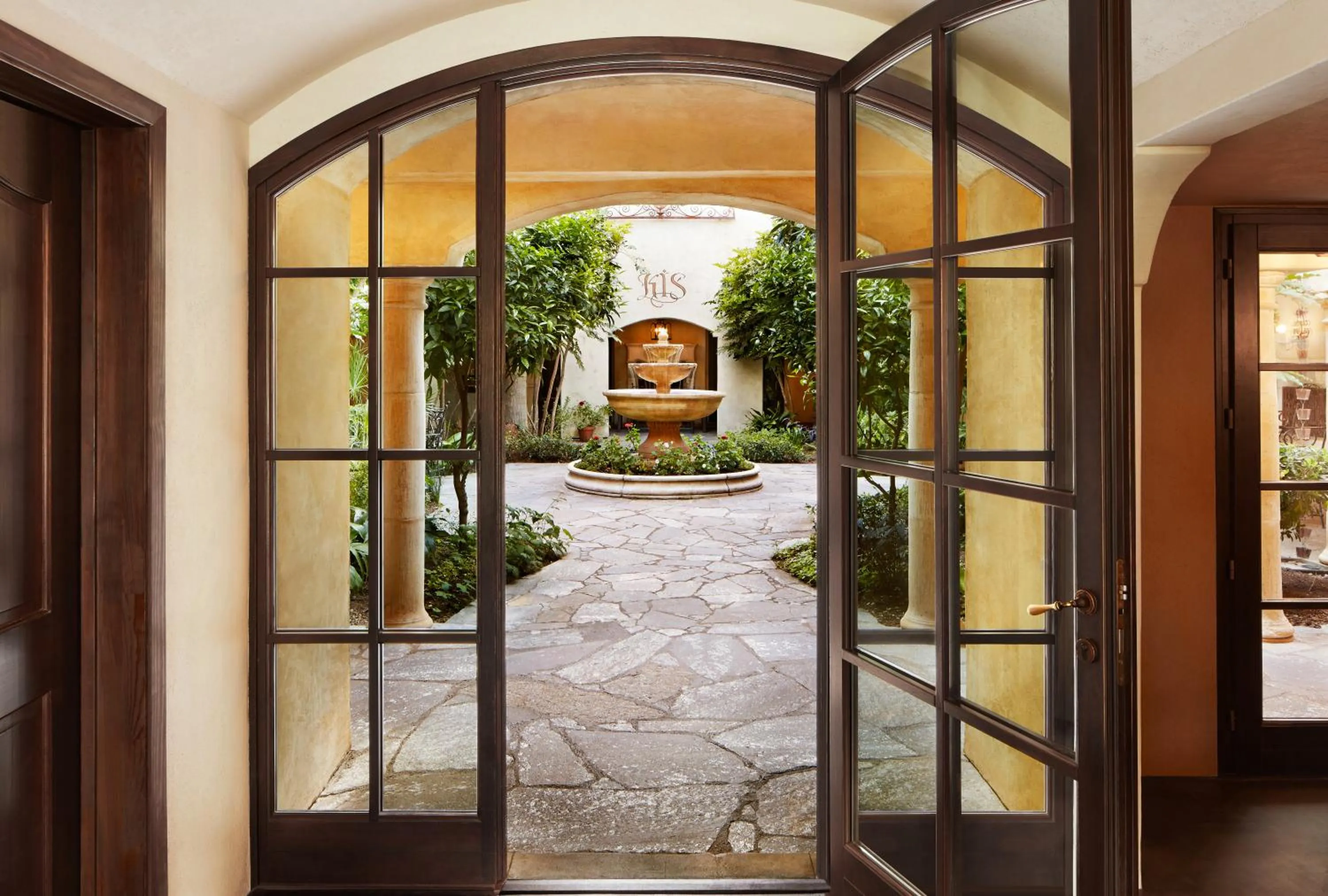 Garden view in Kenwood Inn & Spa