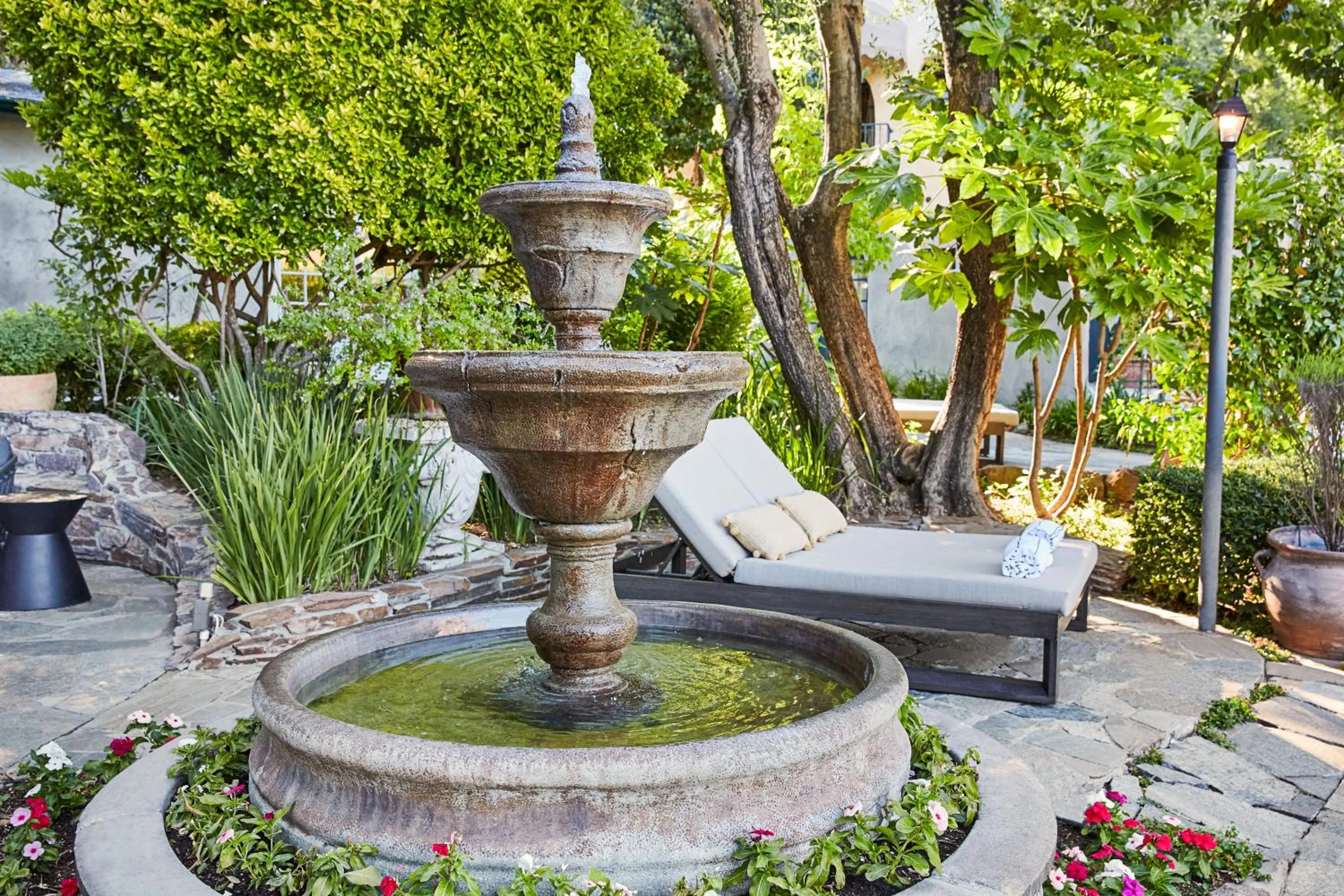 Garden in Kenwood Inn & Spa