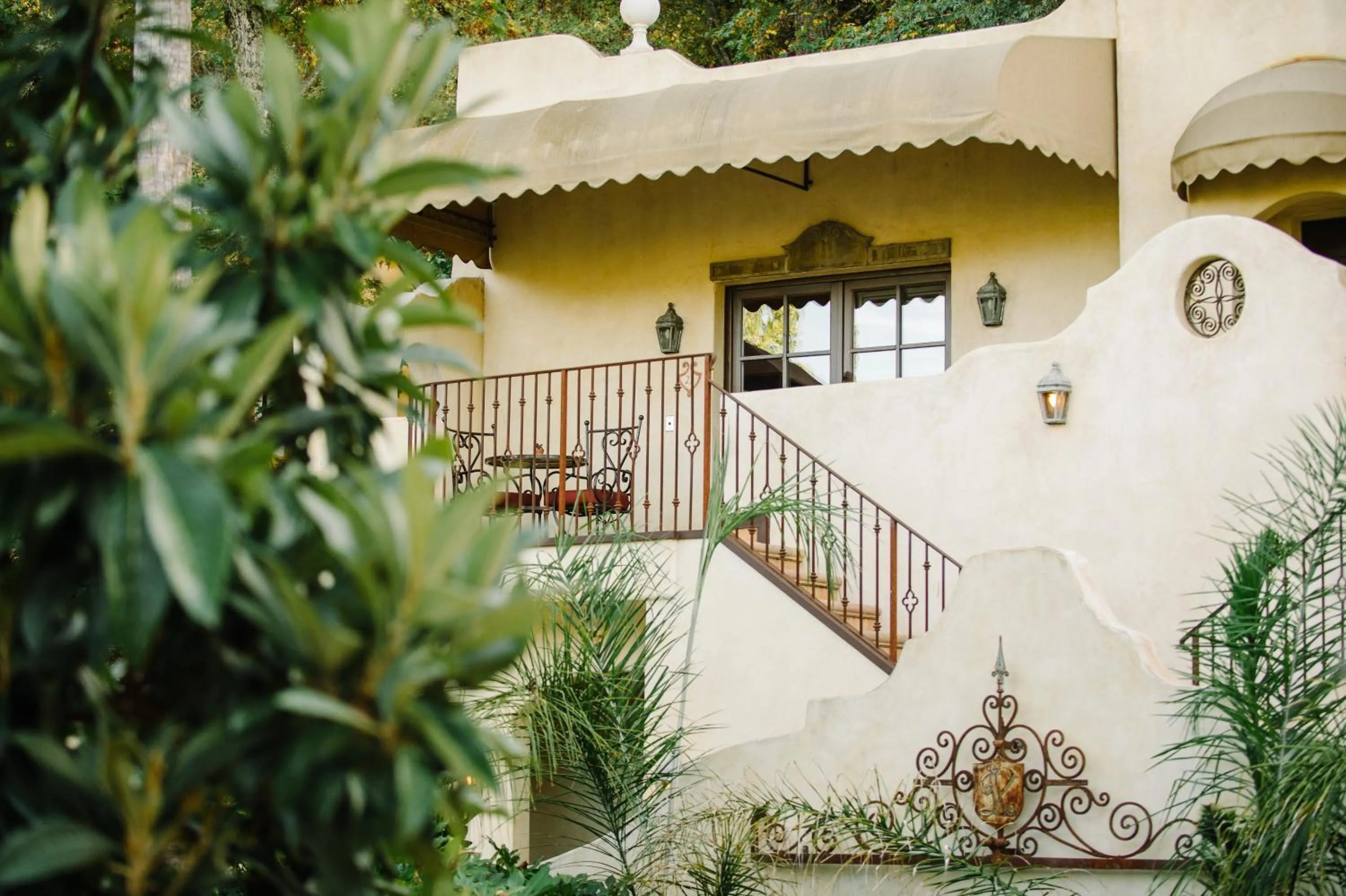 Property building in Kenwood Inn & Spa