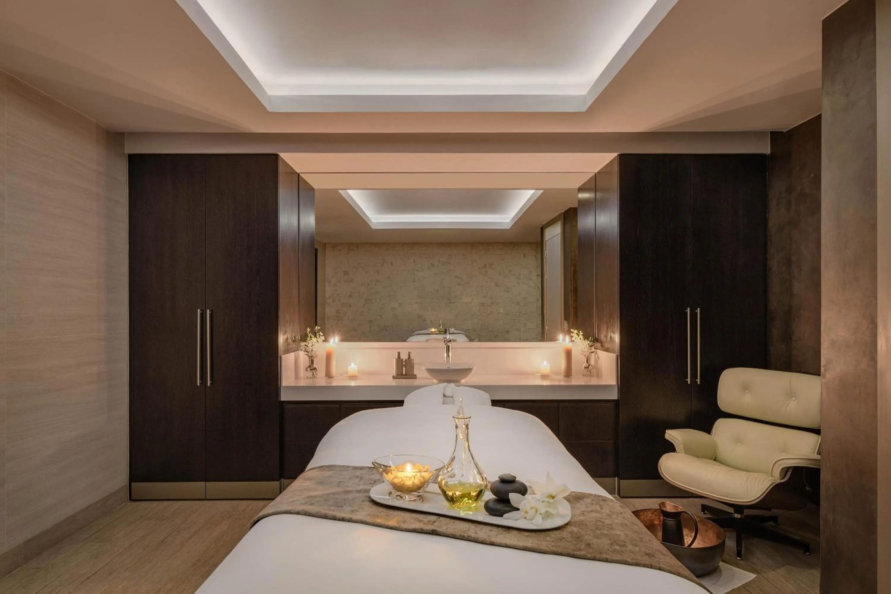 Spa and wellness centre/facilities, Bed in The St. Regis Cairo
