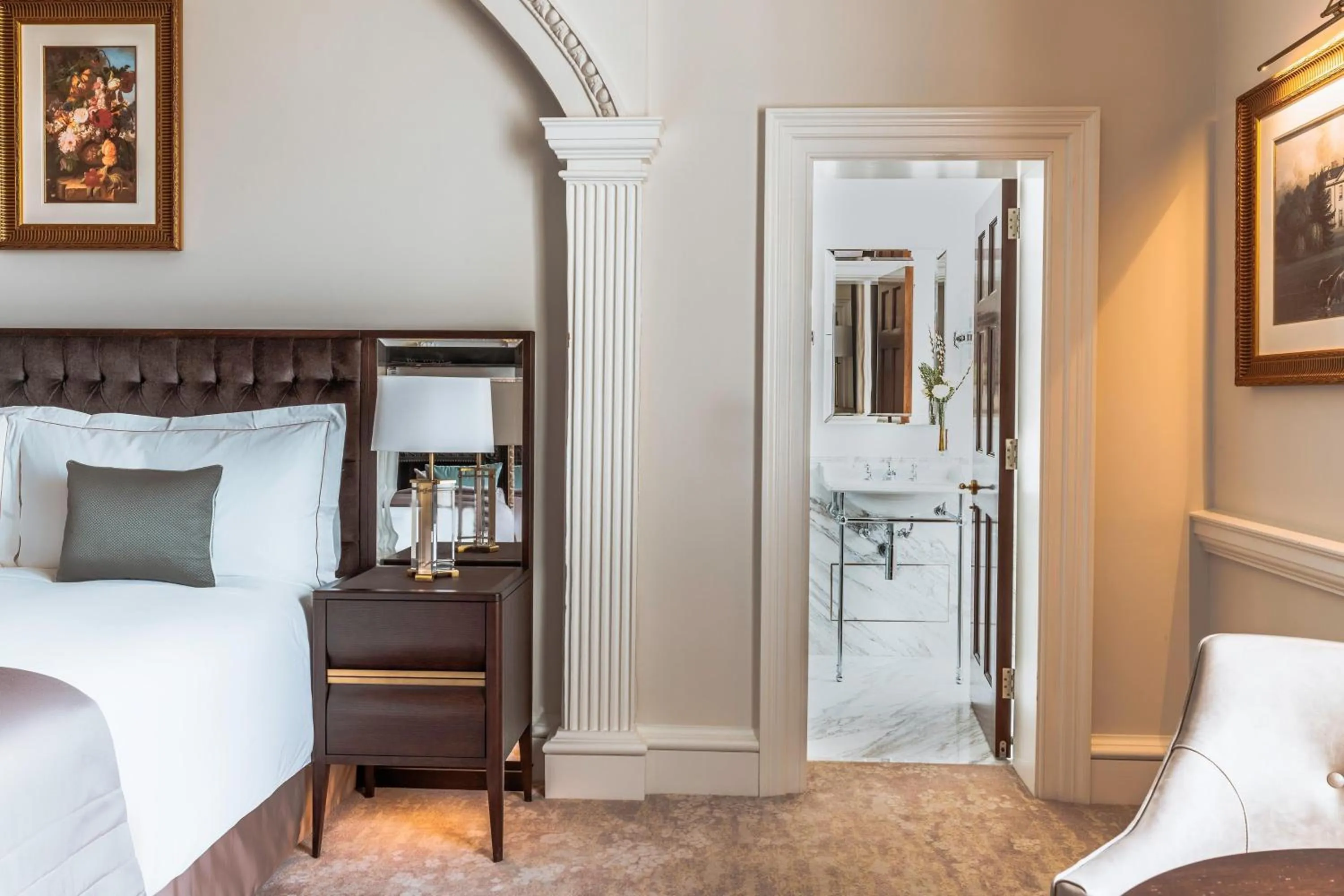 Bedroom, Bed in The Langley, a Luxury Collection Hotel, Buckinghamshire