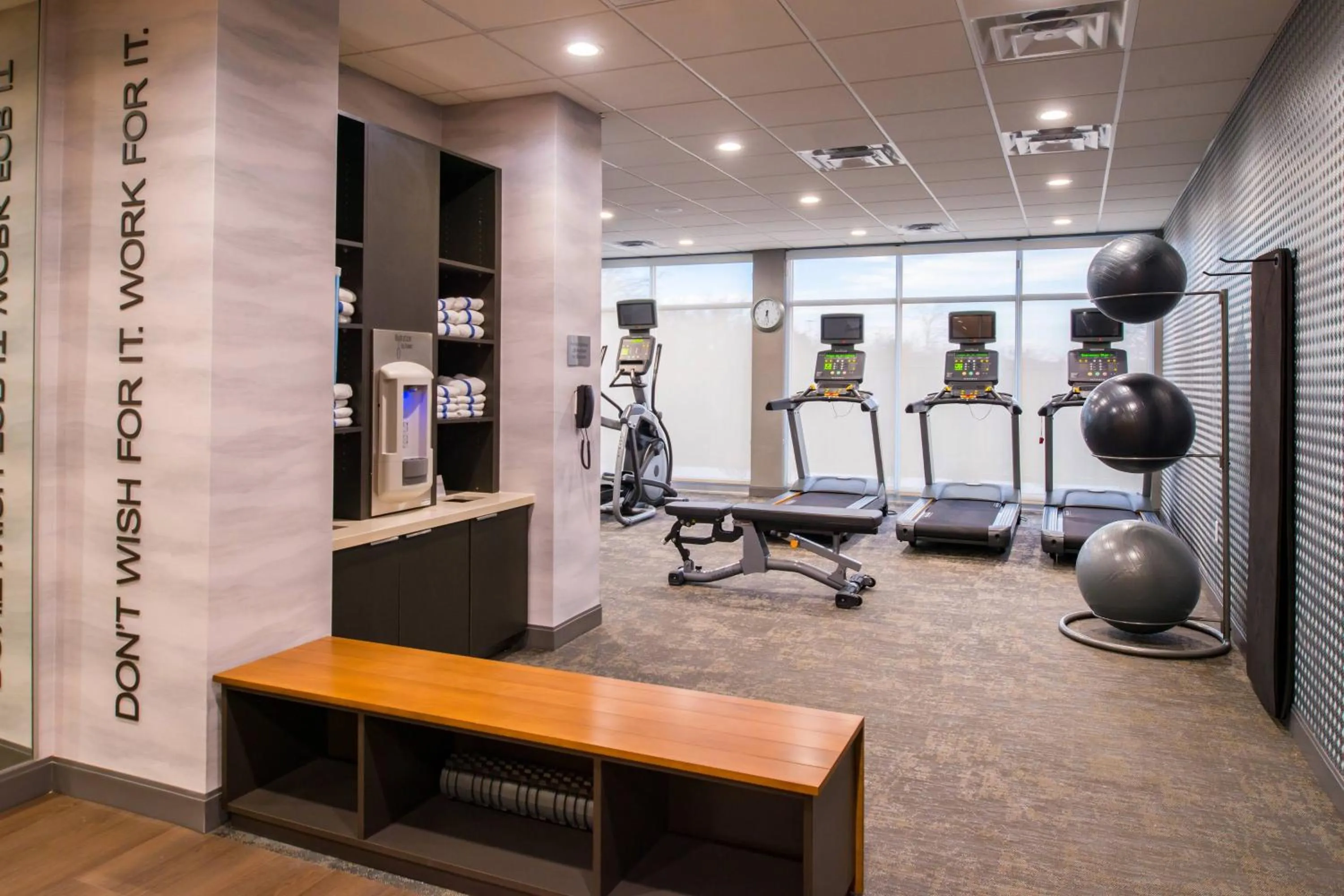 Fitness centre/facilities in Fairfield Inn & Suites by Marriott Fort Worth Southwest at Cityview