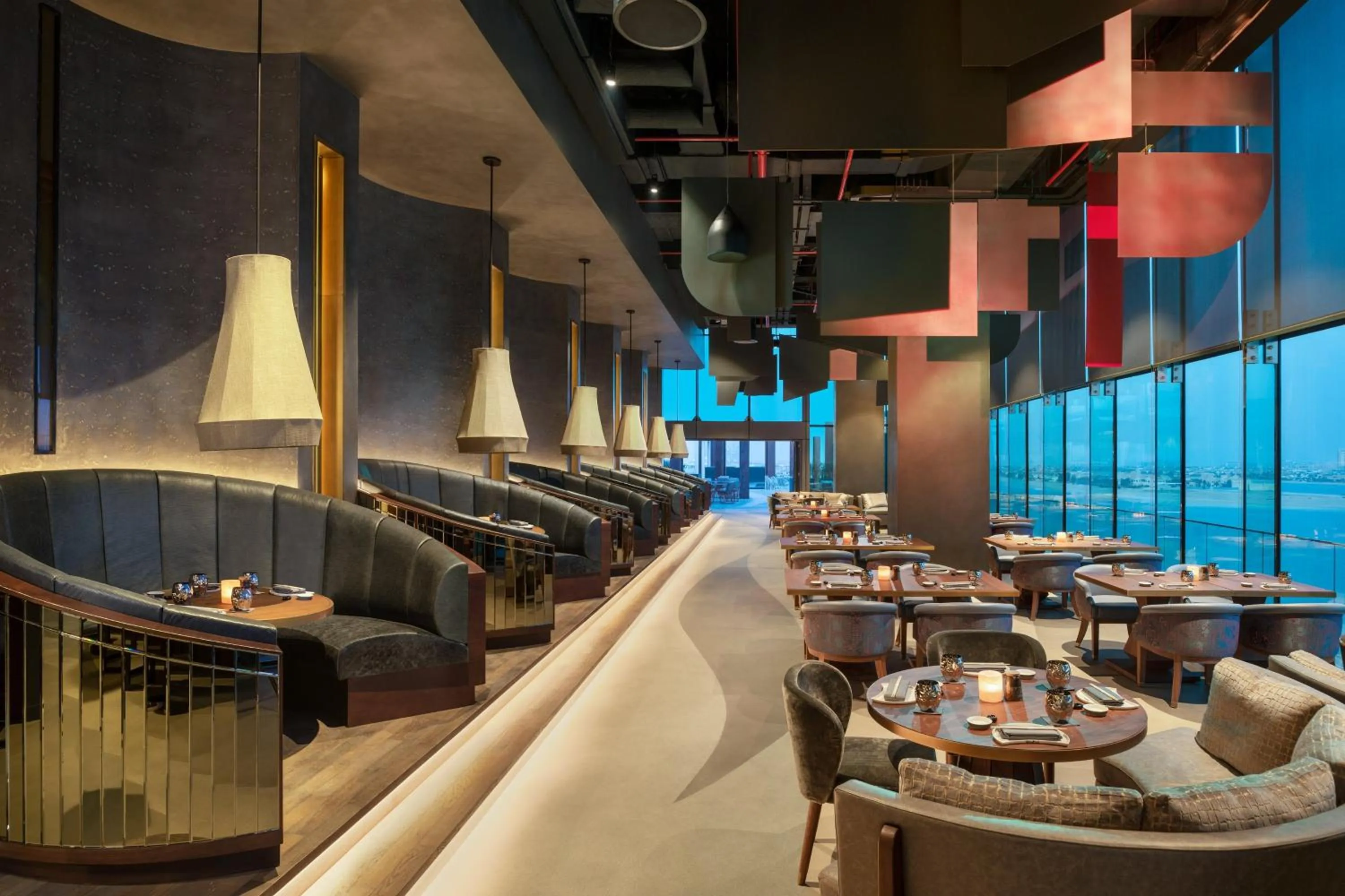 Restaurant/places to eat in W Dubai - The Palm