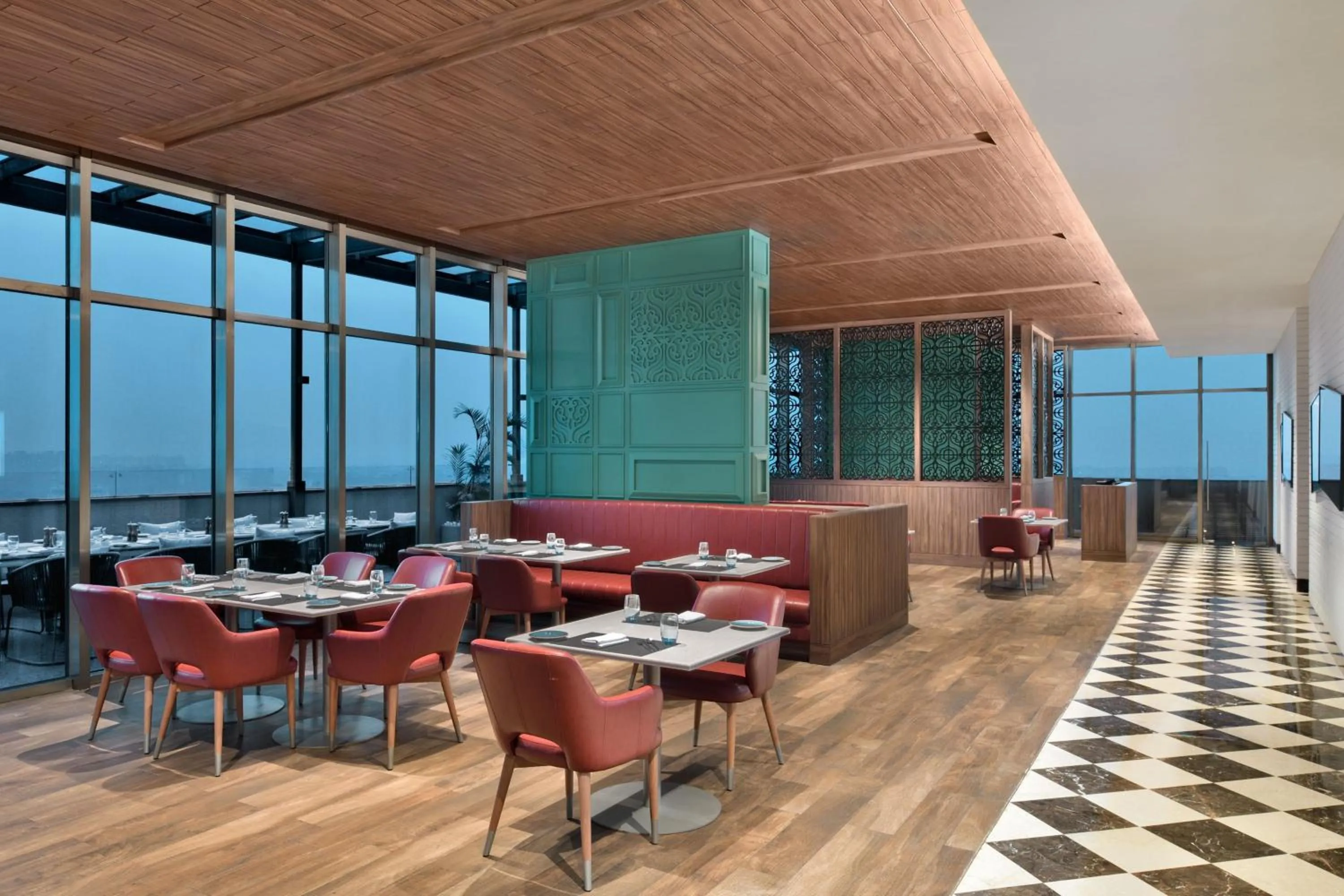 Restaurant/places to eat in Courtyard by Marriott Siliguri