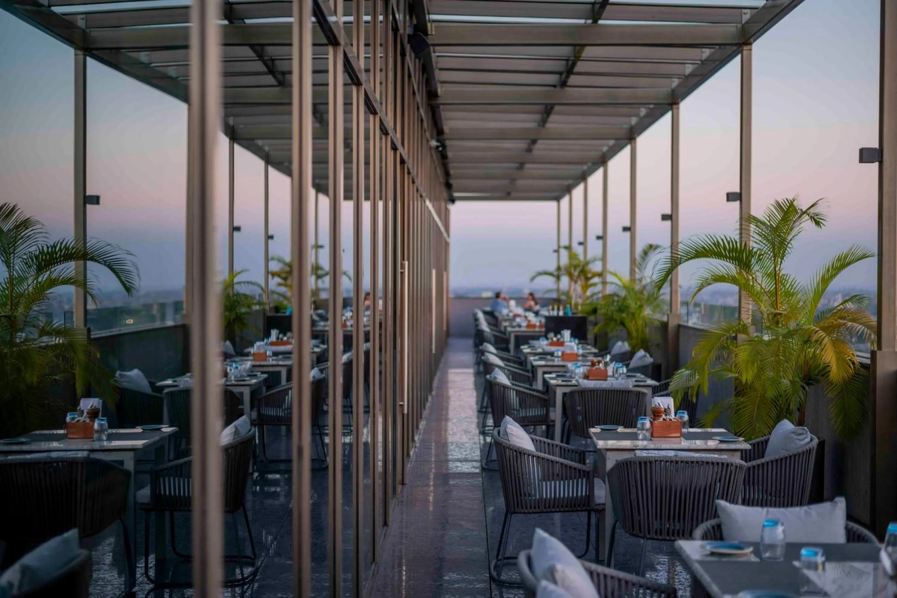 Restaurant/places to eat in Courtyard by Marriott Siliguri