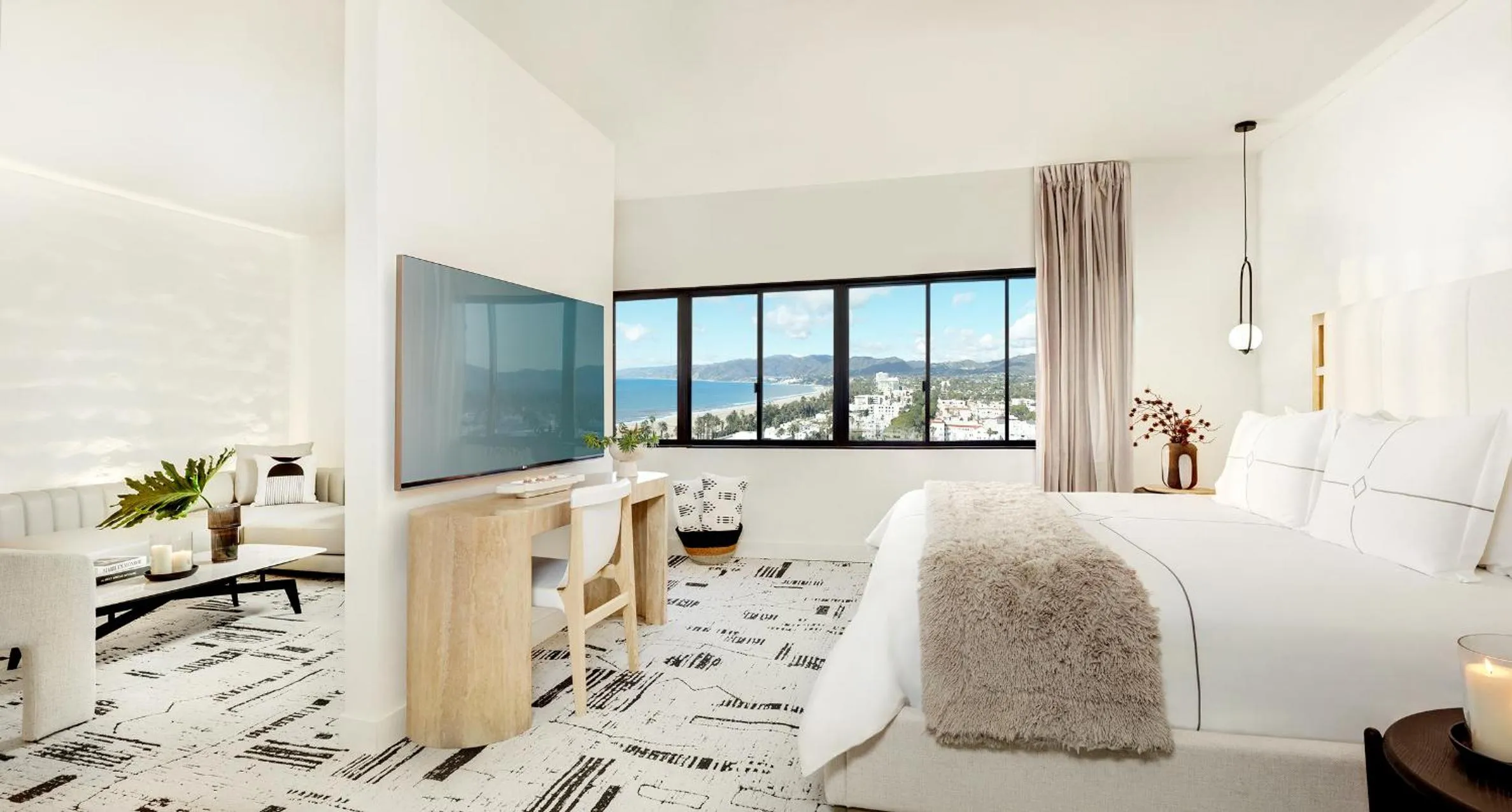 Deluxe King Suite in Huntley Santa Monica Beach