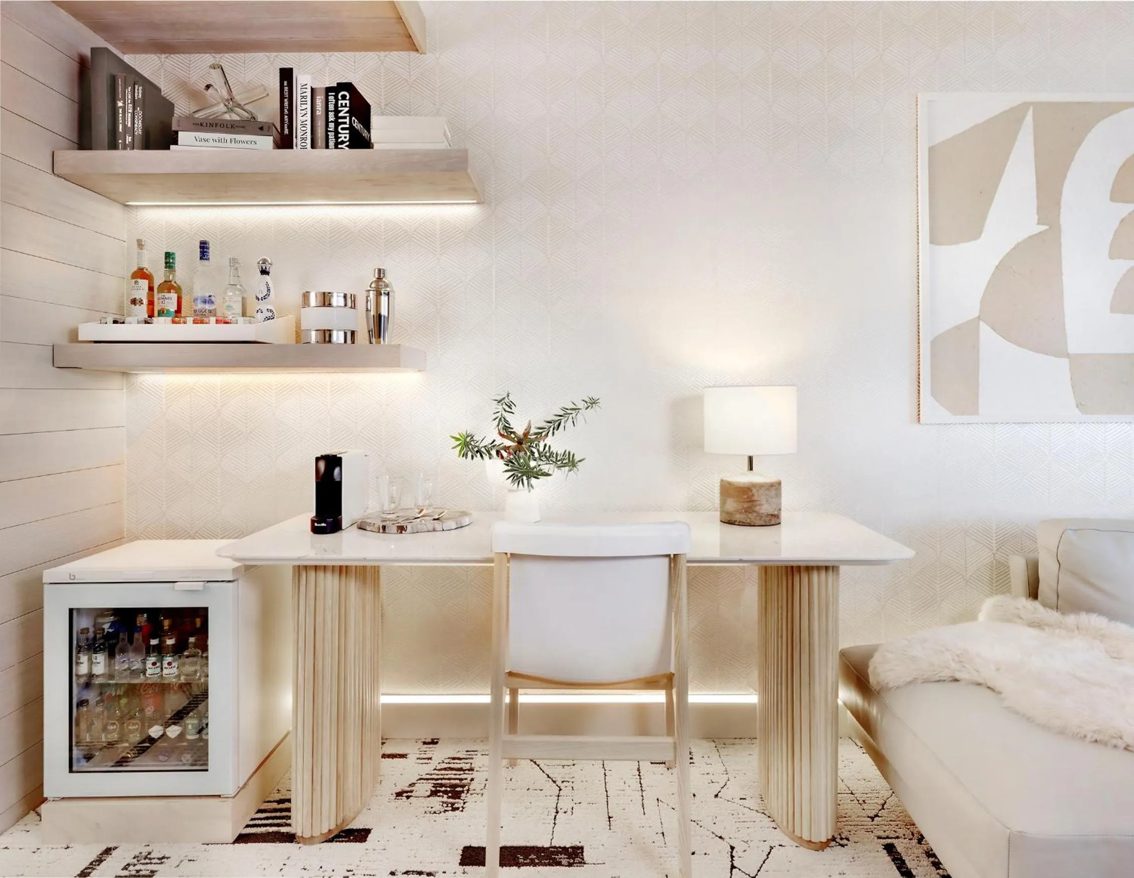 Seating area in Huntley Santa Monica Beach