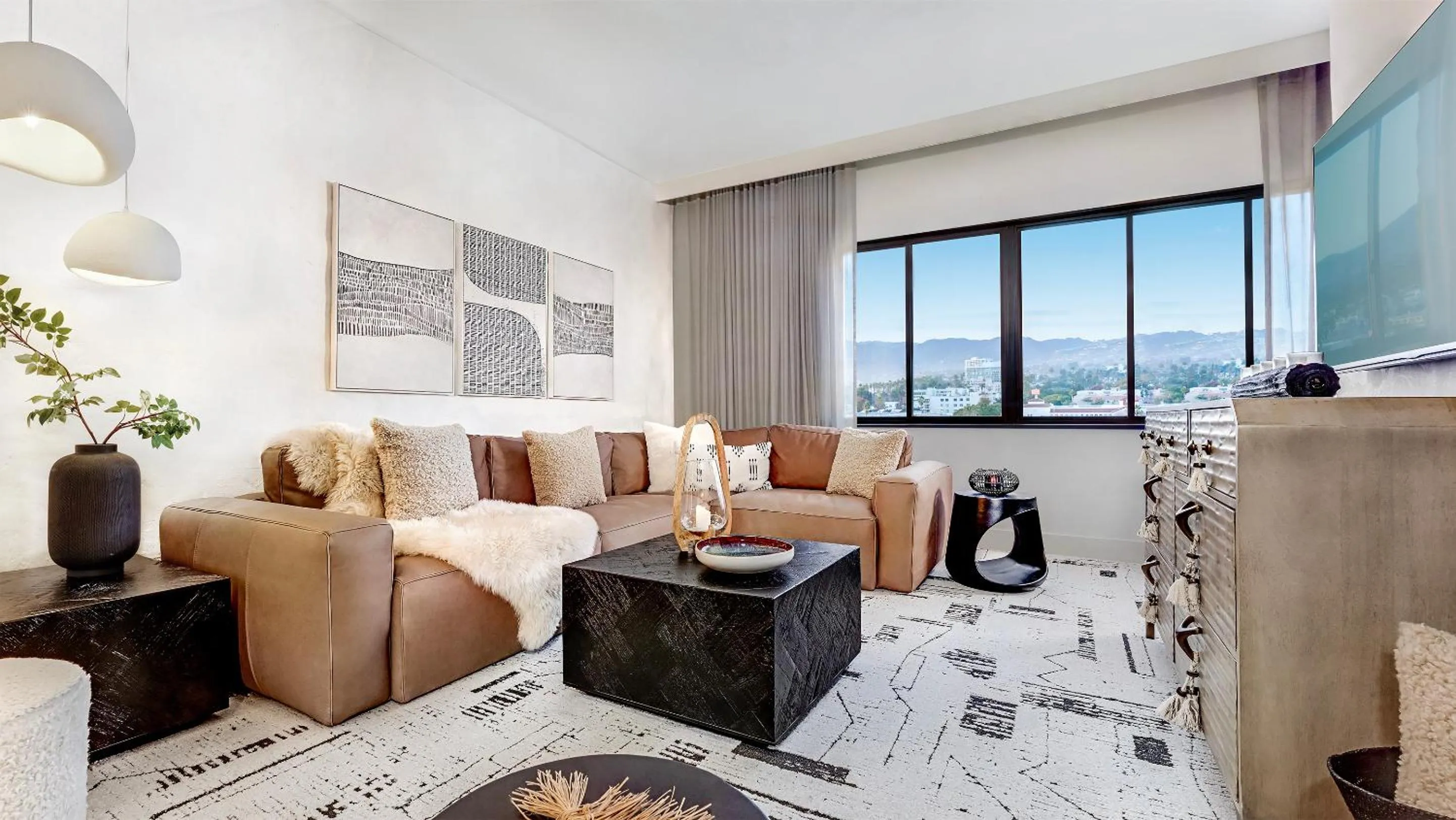 Living room in Huntley Santa Monica Beach