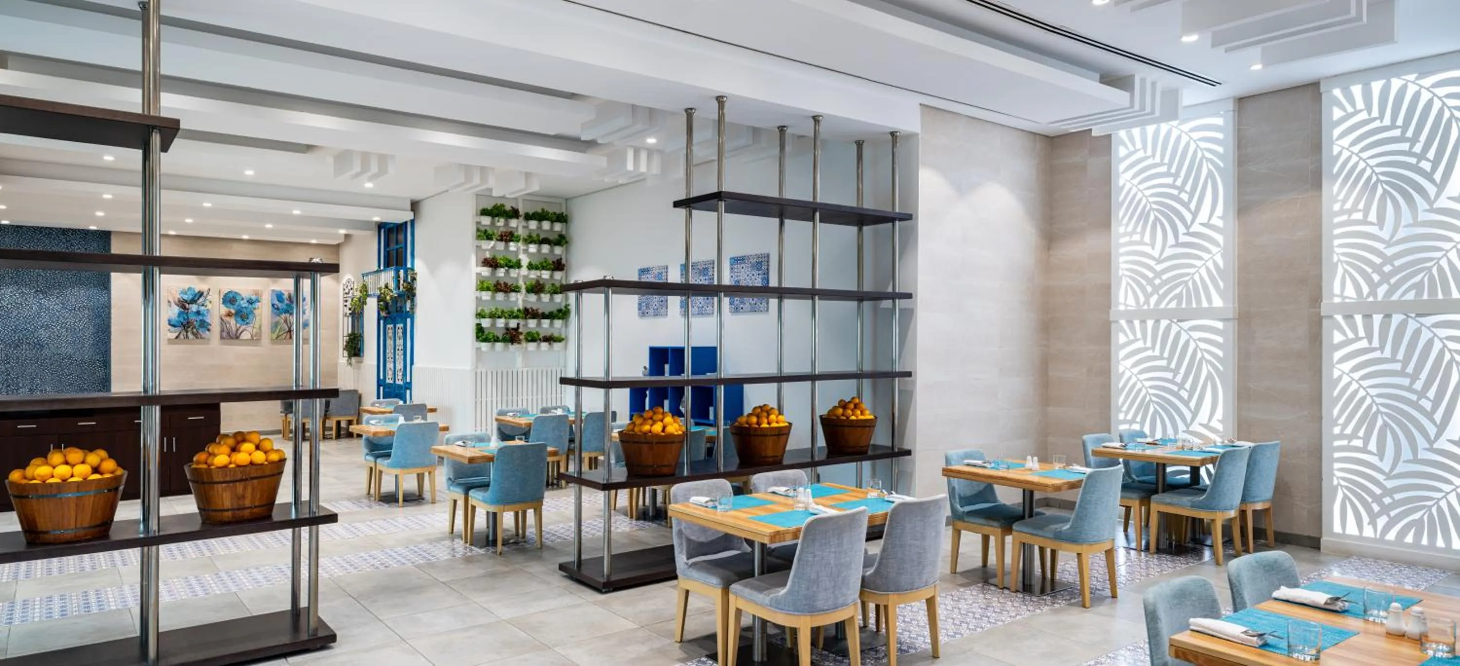 Restaurant/places to eat in Four Points by Sheraton Sharjah