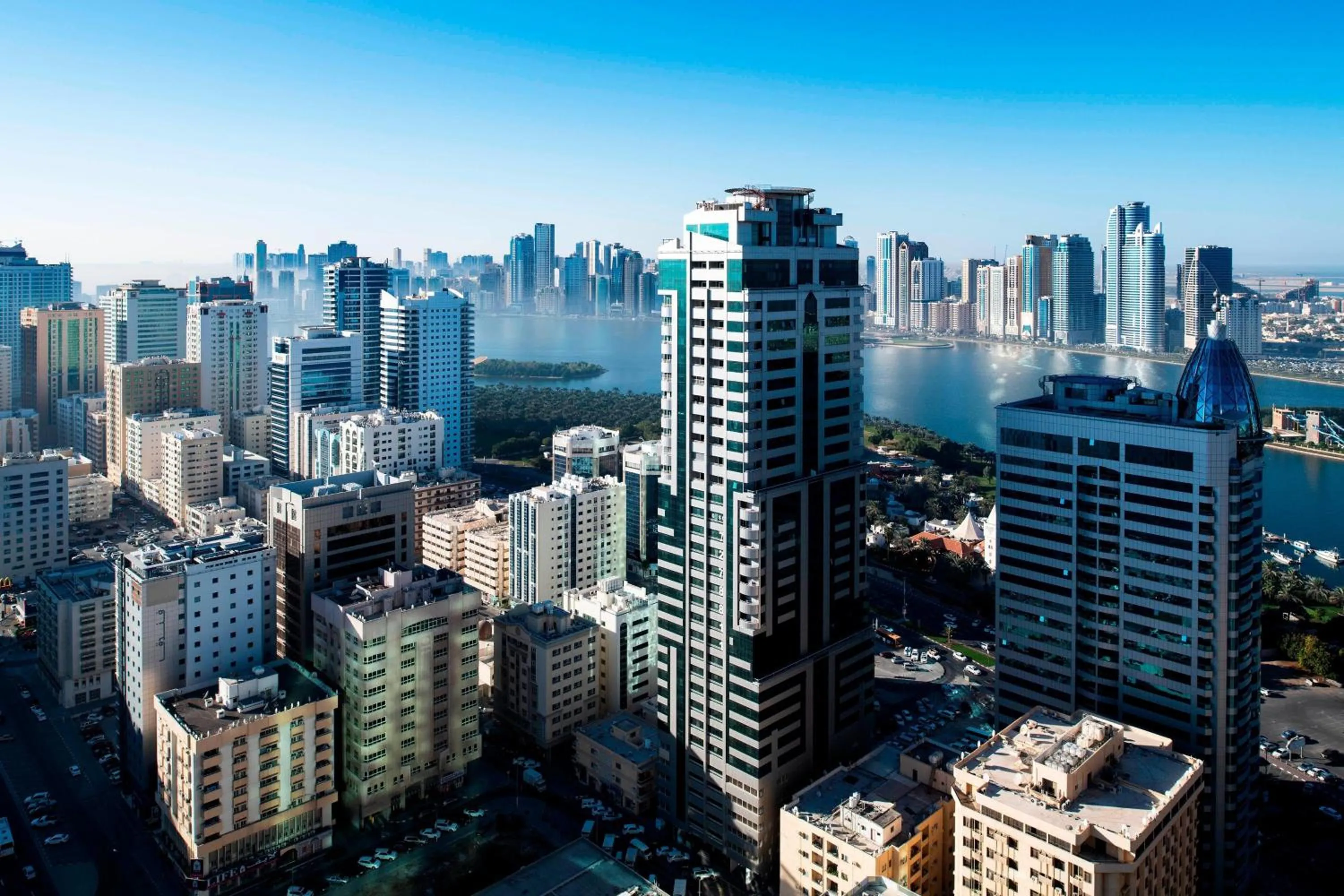 Photo of the whole room in Four Points by Sheraton Sharjah
