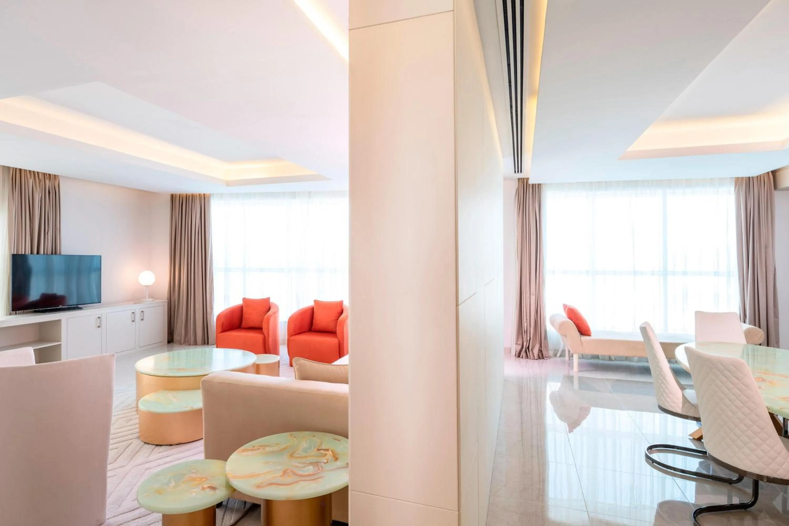 Living room in Four Points by Sheraton Sharjah