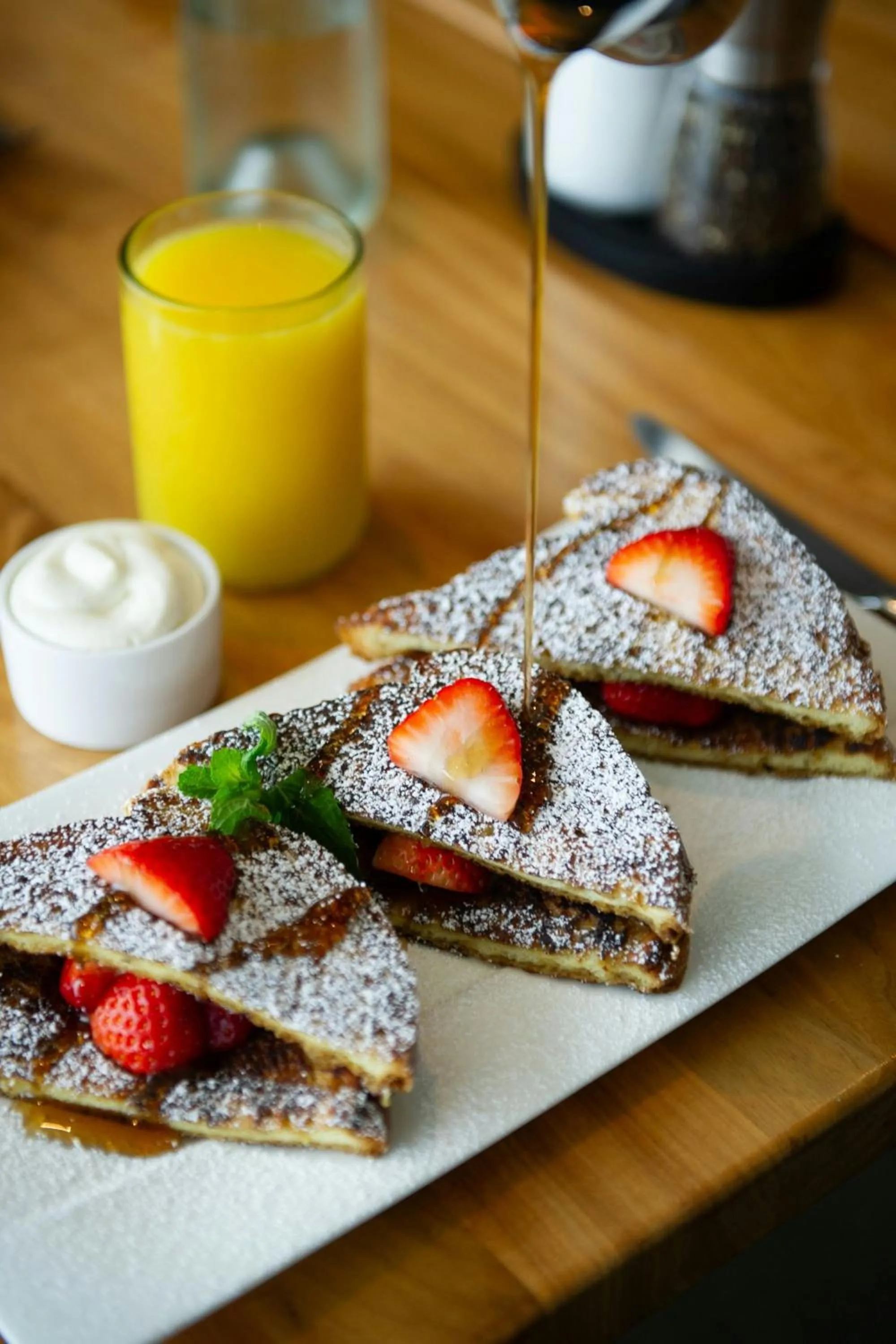 Restaurant/places to eat in The CURRENT Hotel, Autograph Collection