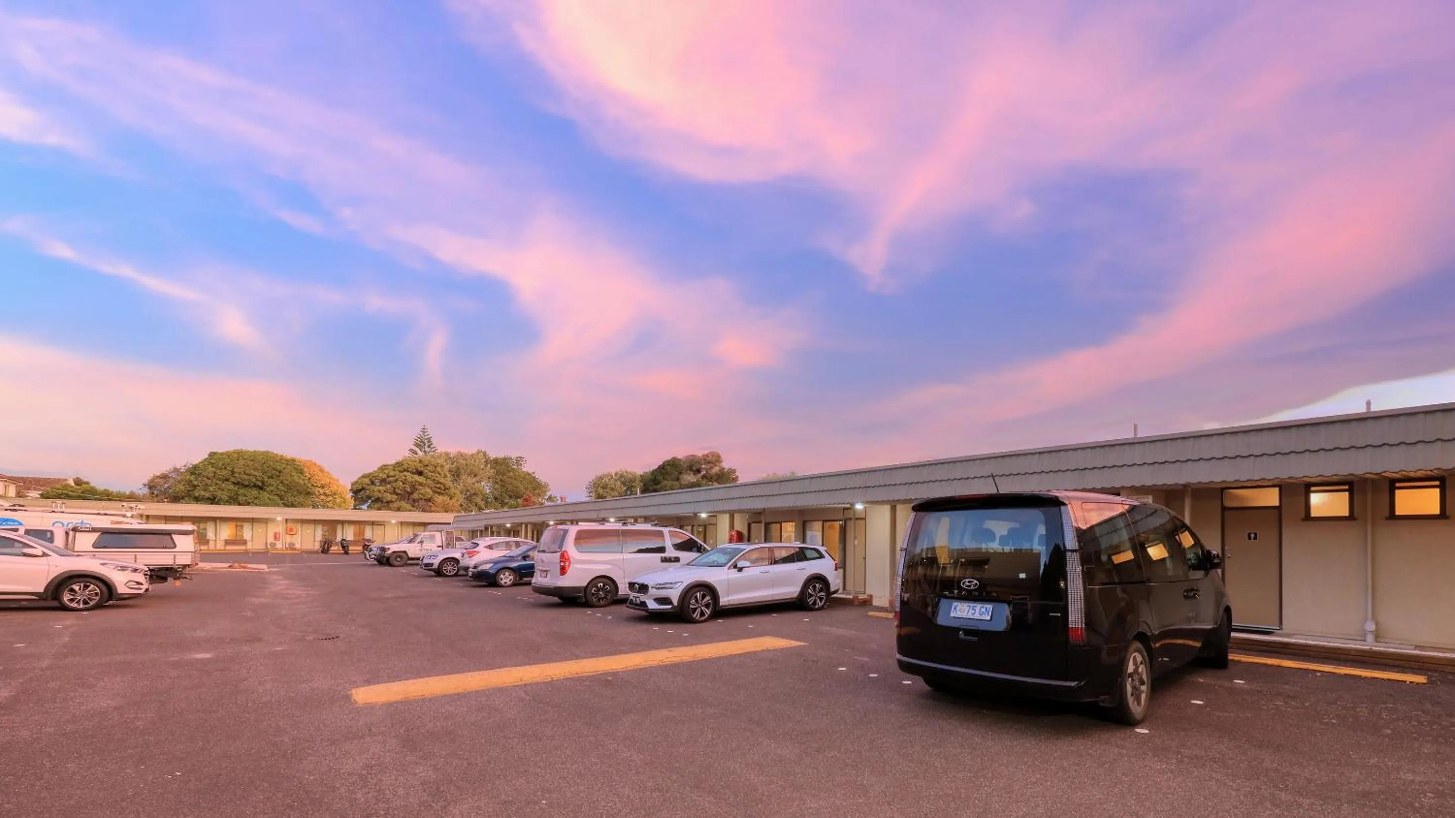 Parking in Sunrise Devonport