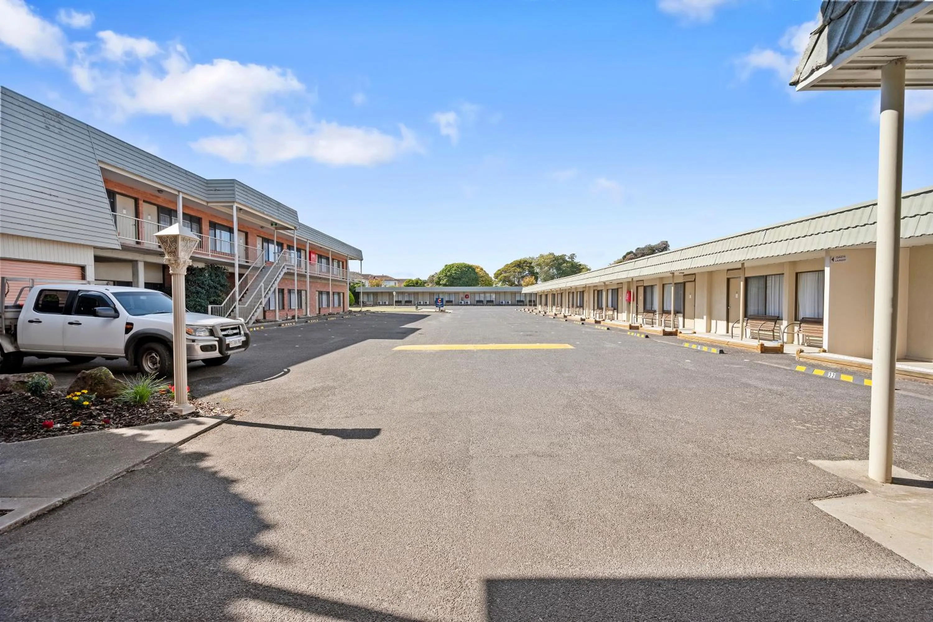 Property building in Comfort Inn Devonport
