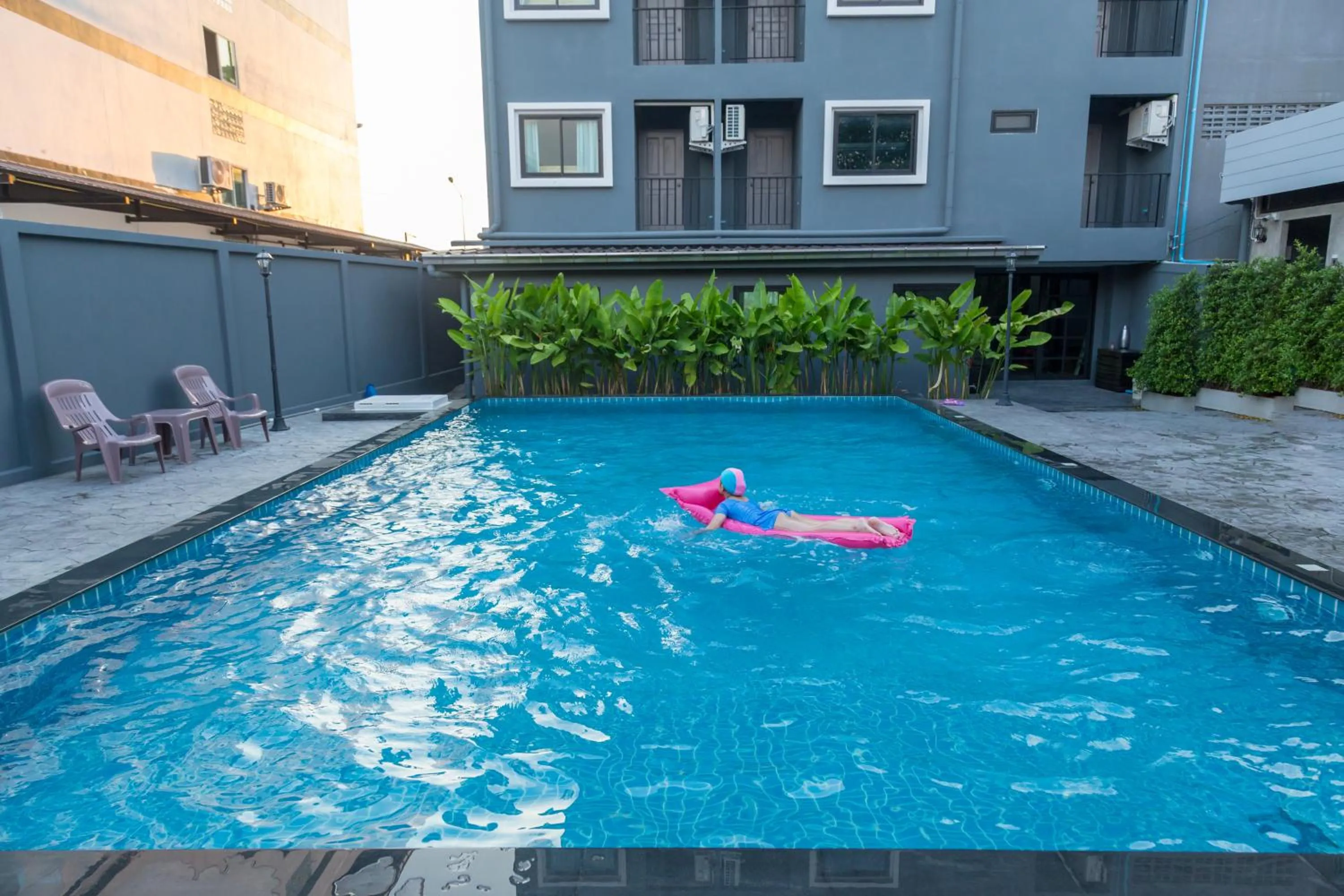 People in Life is Goood