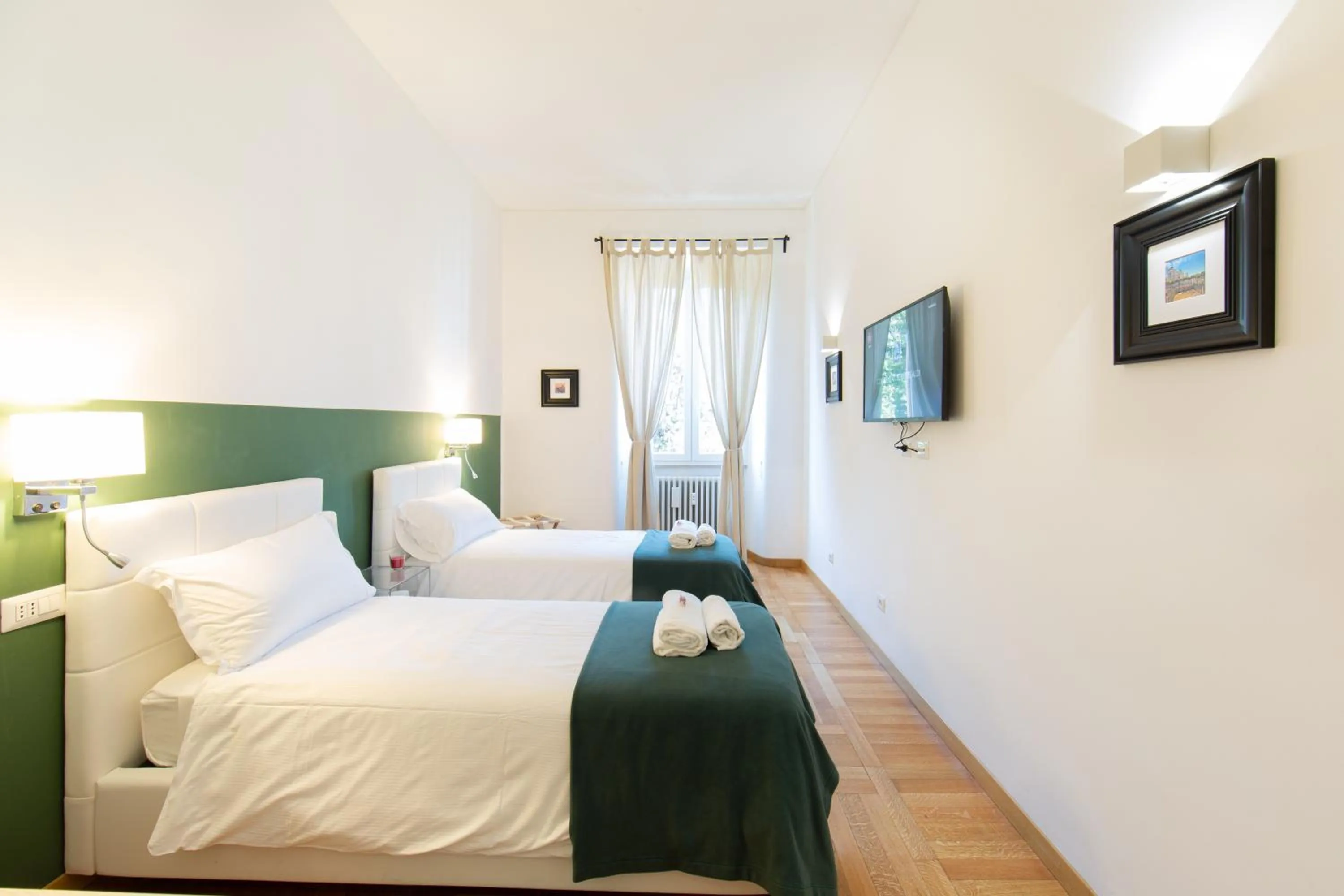 Bed in Lombardia40 Luxury Suites