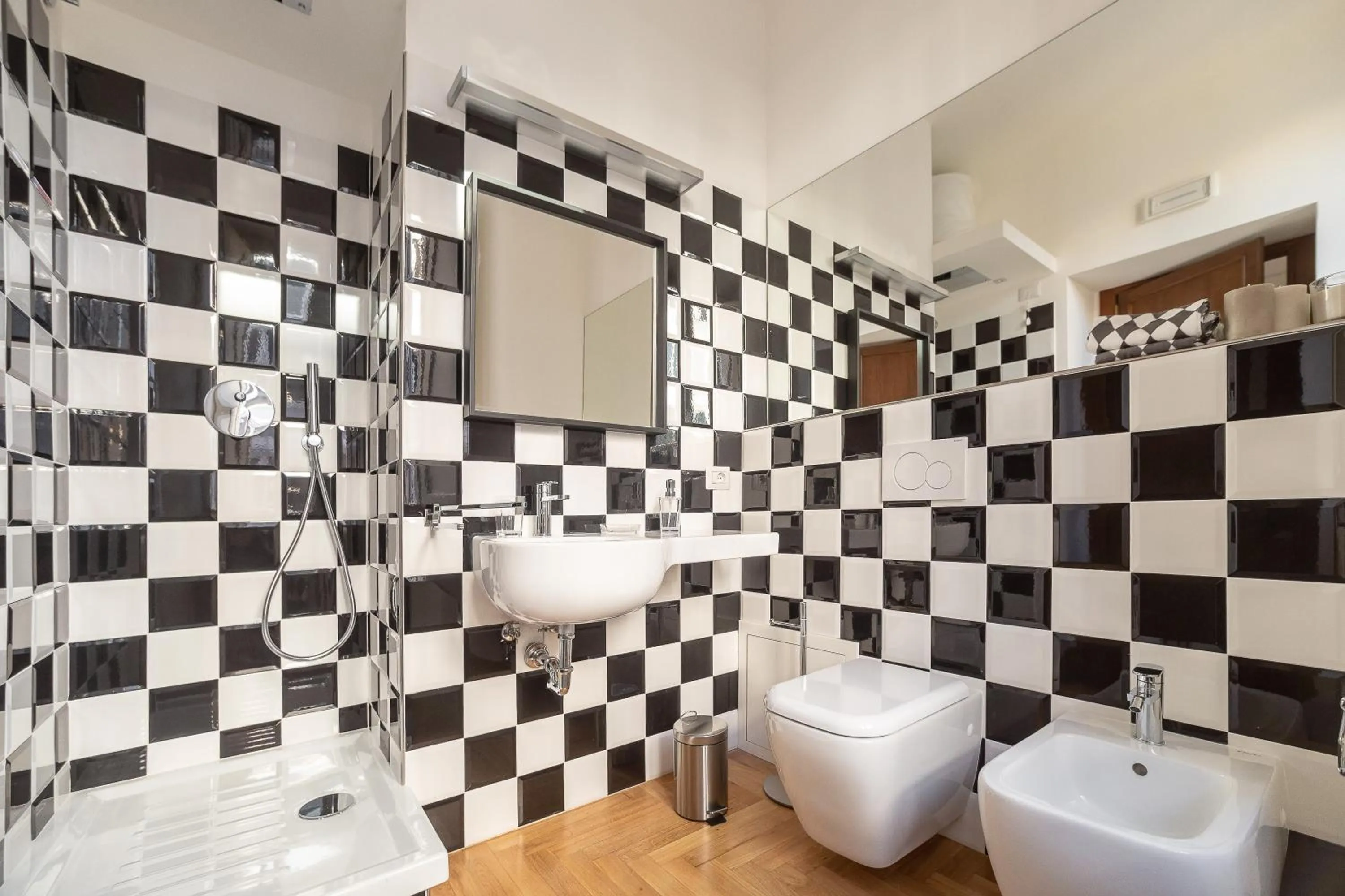 Bathroom in Lombardia40 Luxury Suites