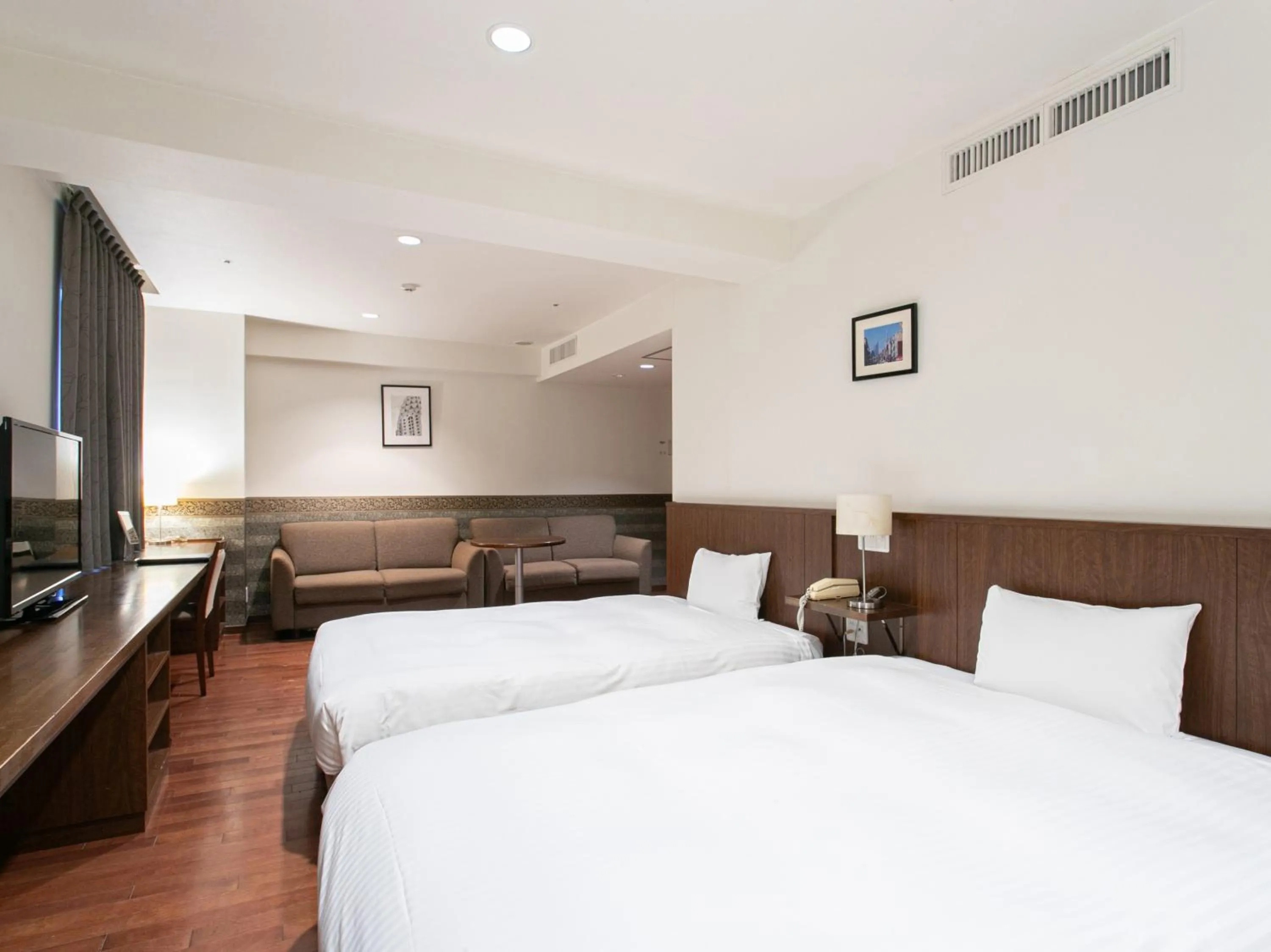 Photo of the whole room, Bed in Sutton Hotel Hakata City