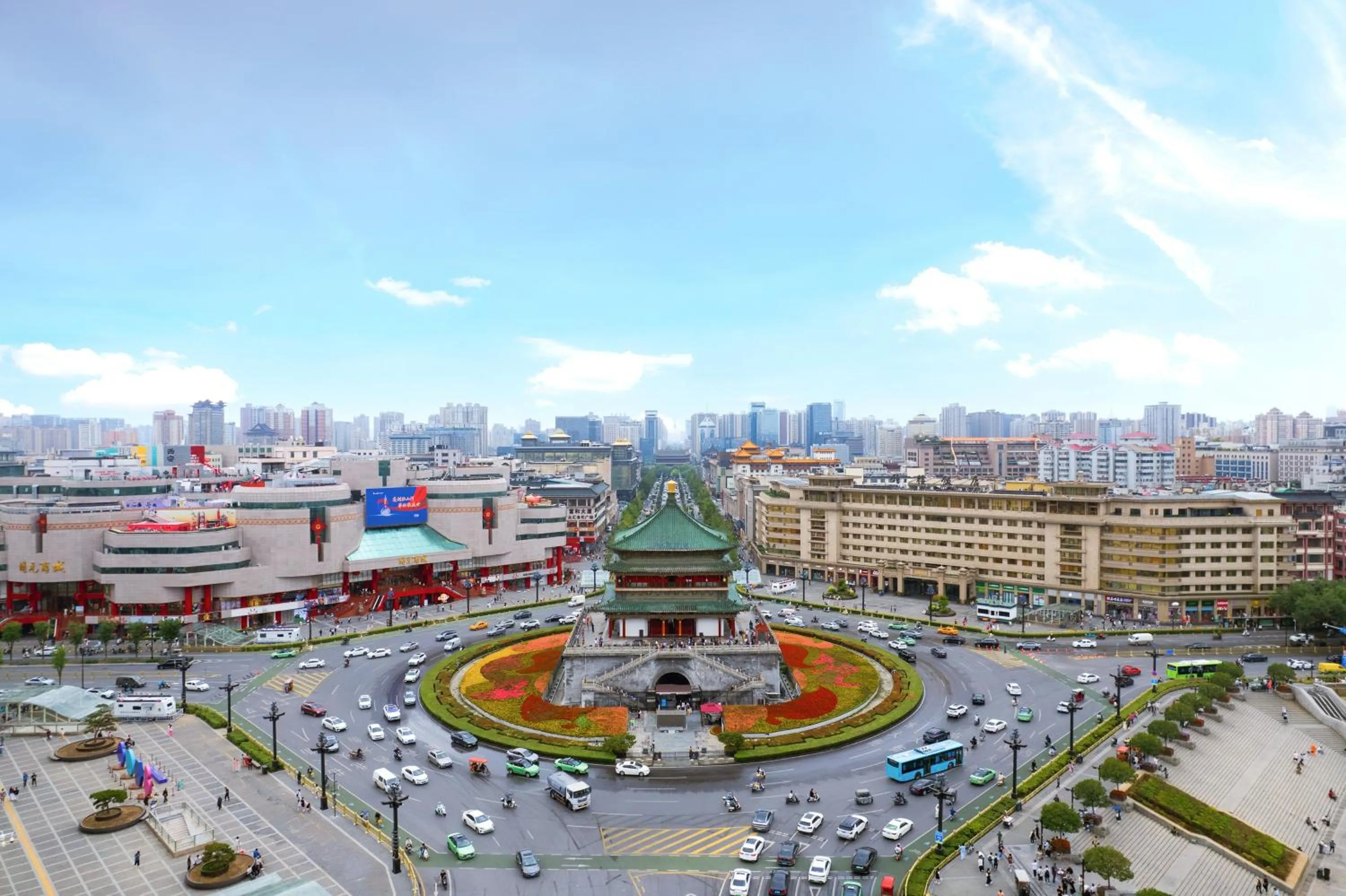 Property building in Holiday Inn Express Xi'an Bell Tower by IHG