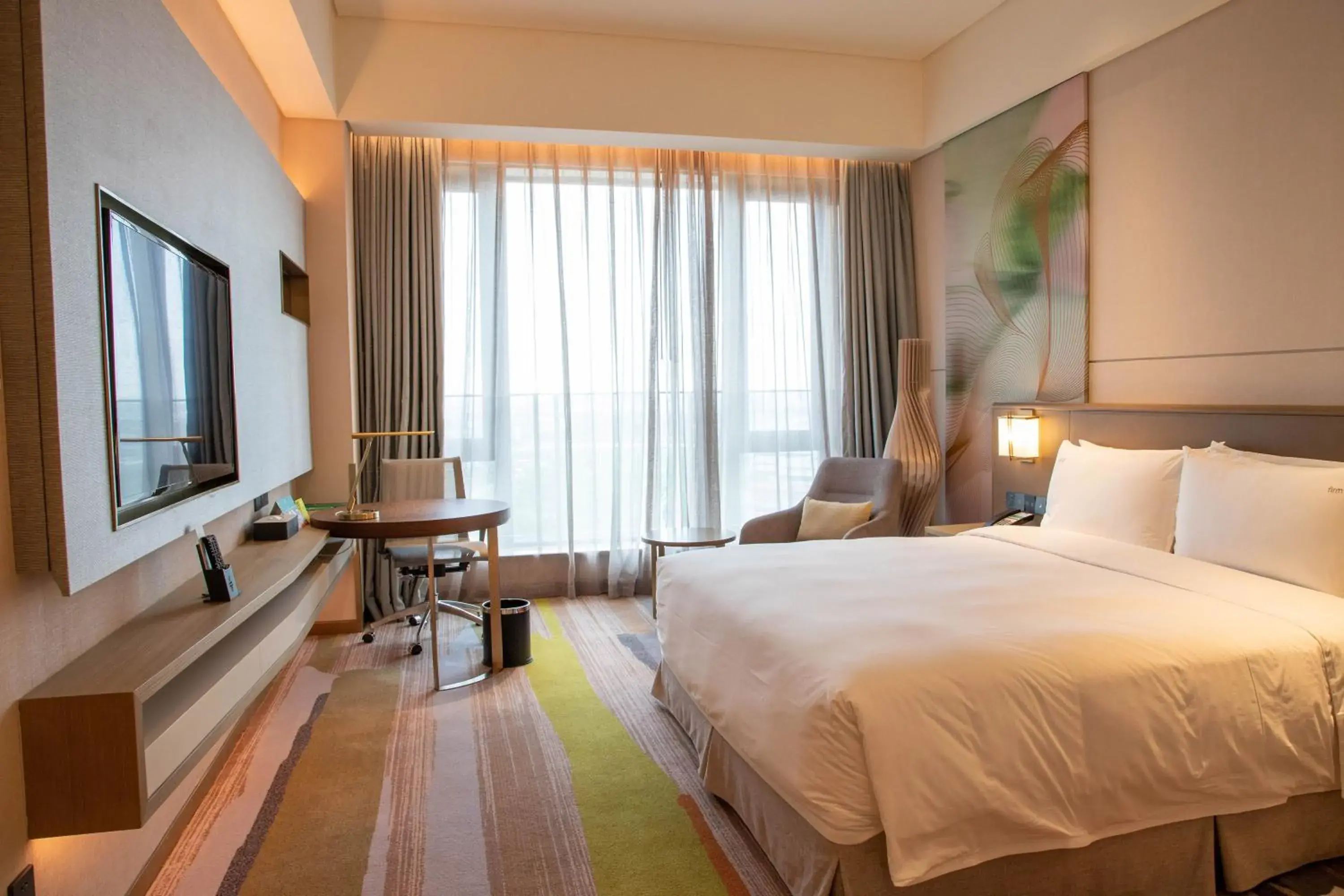 Standard King Room in Holiday Inn Shunde by IHG Standard King Room in Holiday Inn Shunde by IHG