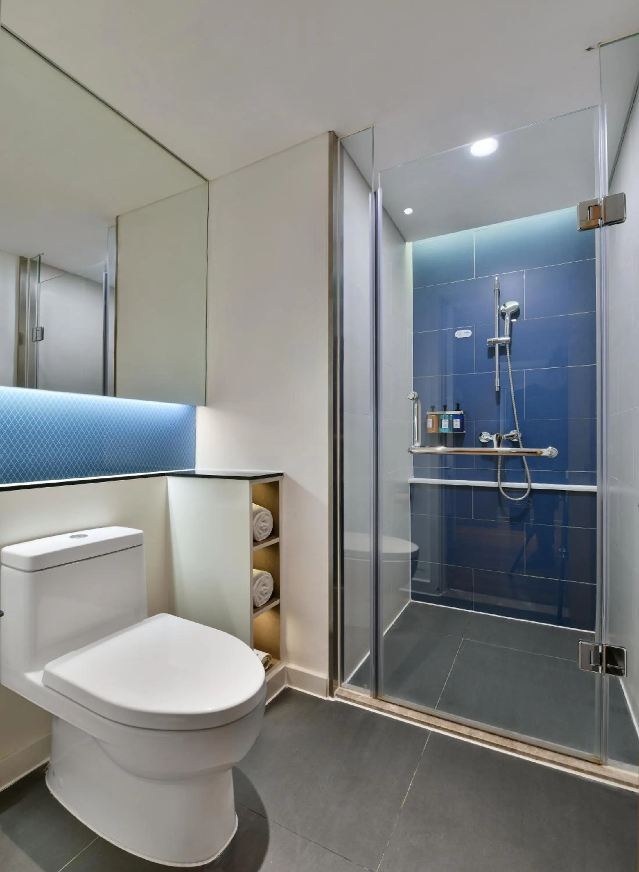 Holiday Inn Express Chengdu North Railway Station by IHG - Near Panda Base, Near Chunxi Road Free laundromat