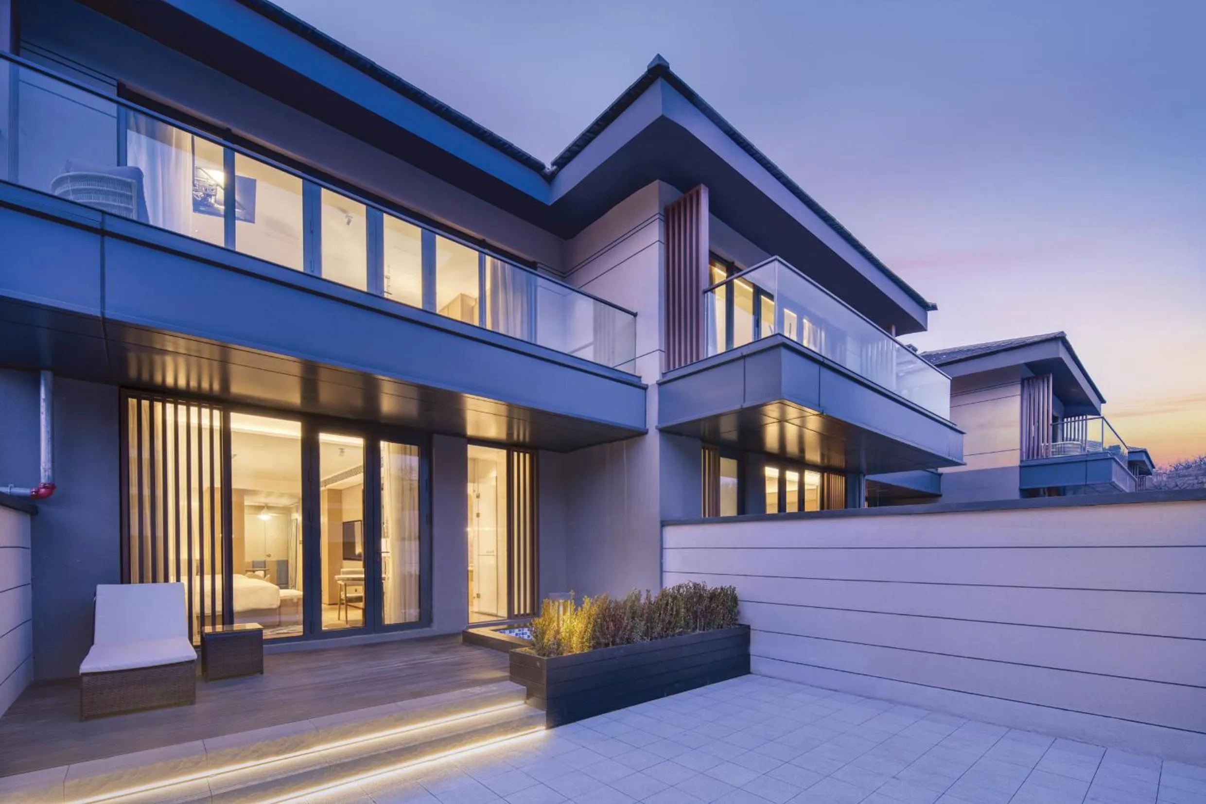 Inner courtyard view in Crowne Plaza Zunhua Hot Spring Town by IHG