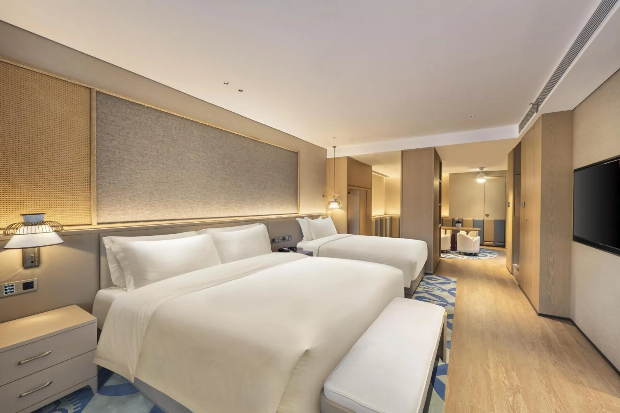 Communal lounge/ TV room, Bed in Crowne Plaza Zunhua Hot Spring Town by IHG