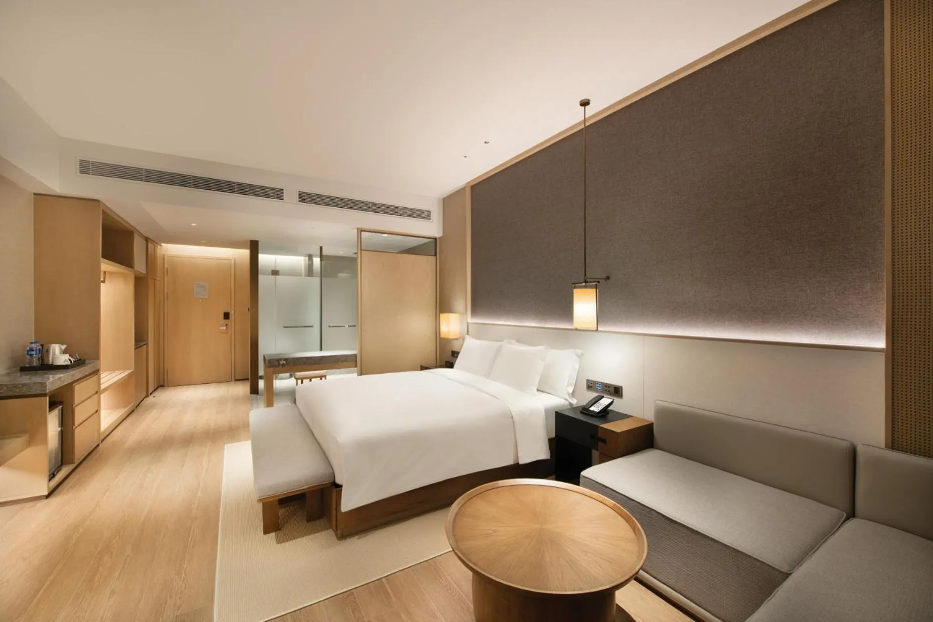 Photo of the whole room, Bed in Crowne Plaza Zunhua Hot Spring Town by IHG