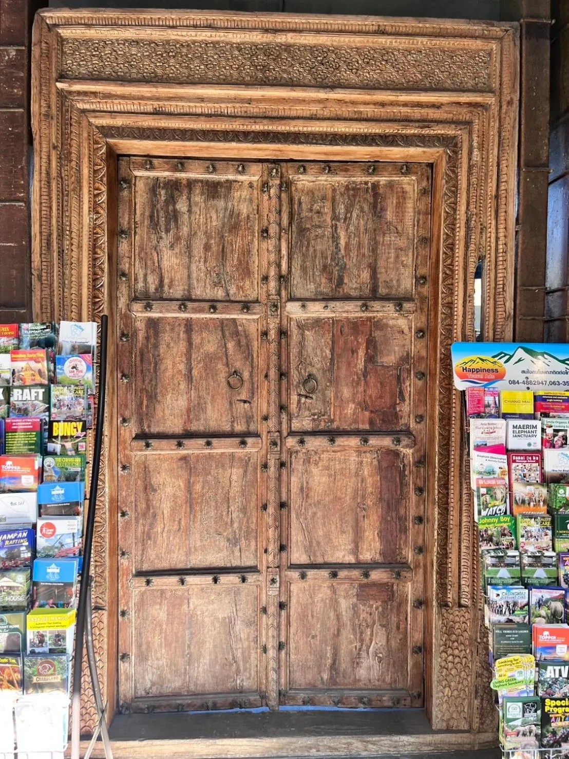 Property building in Villa Thapae