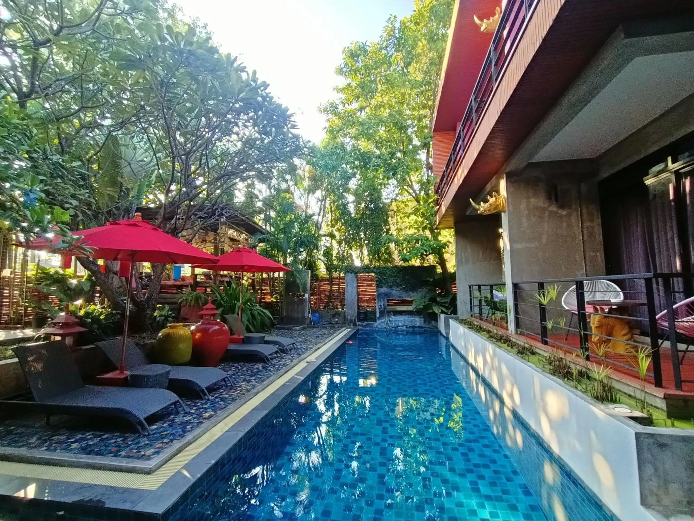 Property building in Villa Thapae