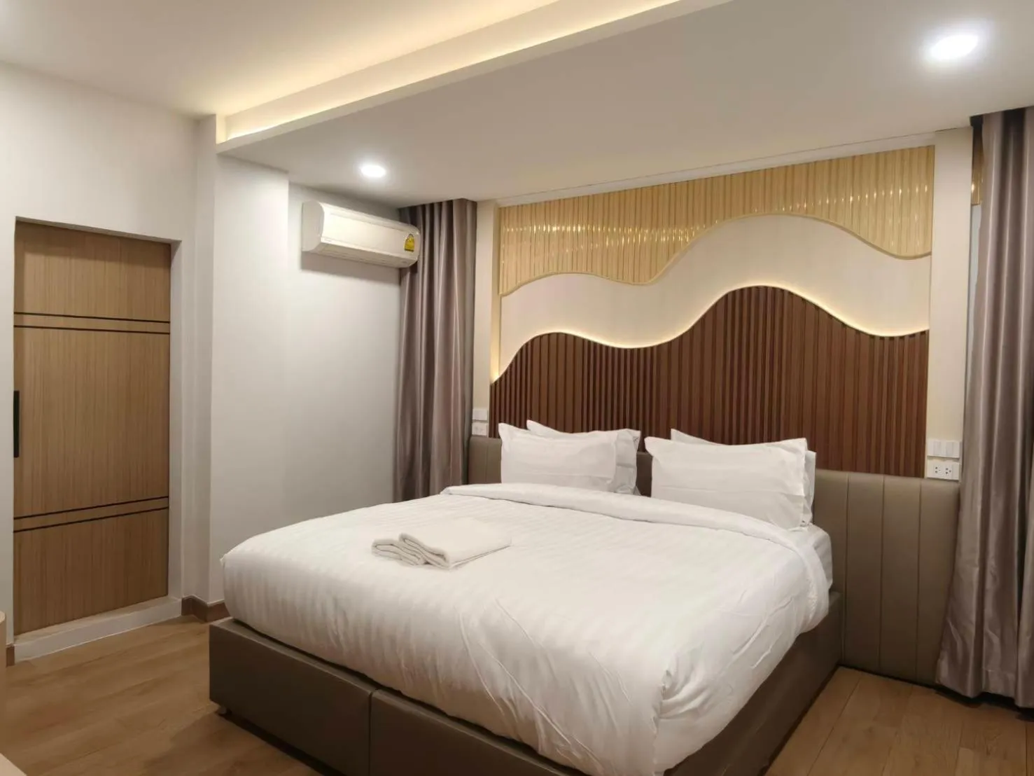 Bed in Chanaplace Lanna