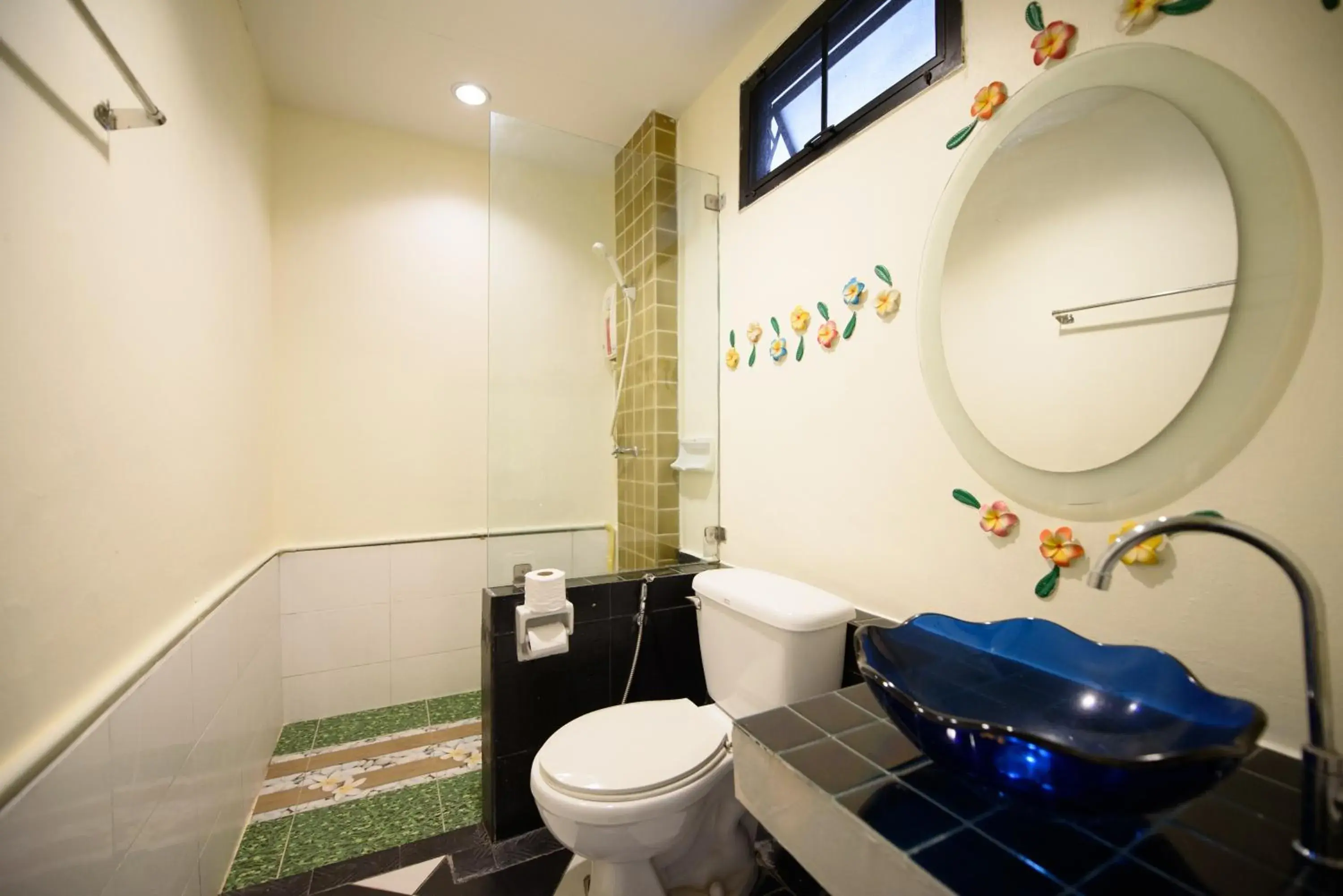 Triple Room with Balcony in Chanaplace Lanna Triple Room with Balcony in Chanaplace Lanna